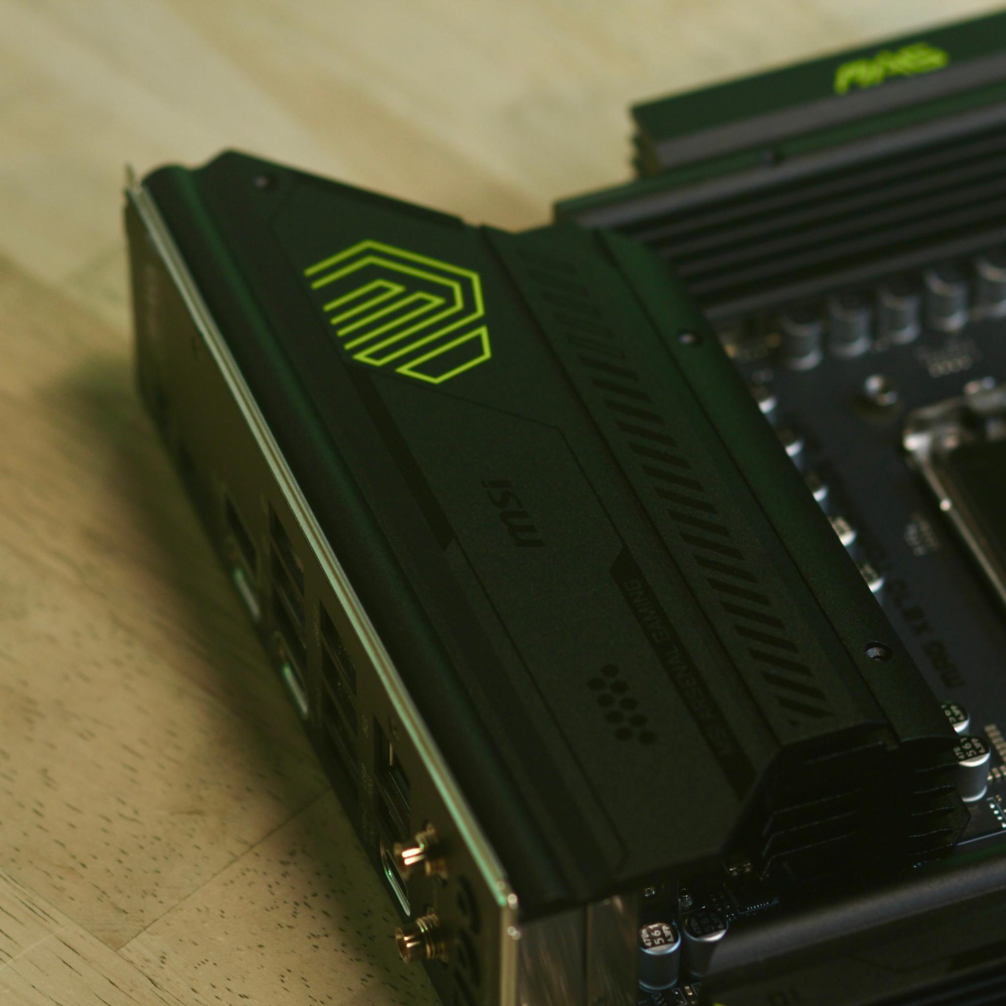 MSI MAG X870 TOMAHAWK WIFI