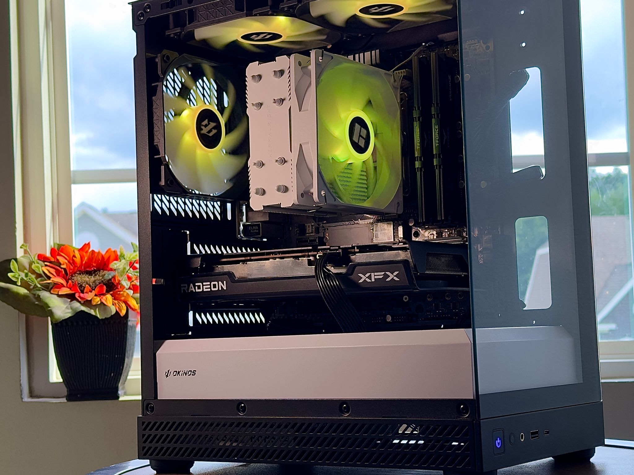 🤍🖤Custom Gaming PC🖤🤍 | RX 6600 | Ryzen 5 5600x | 16GB (3200hz) | WiFi | Windows 11