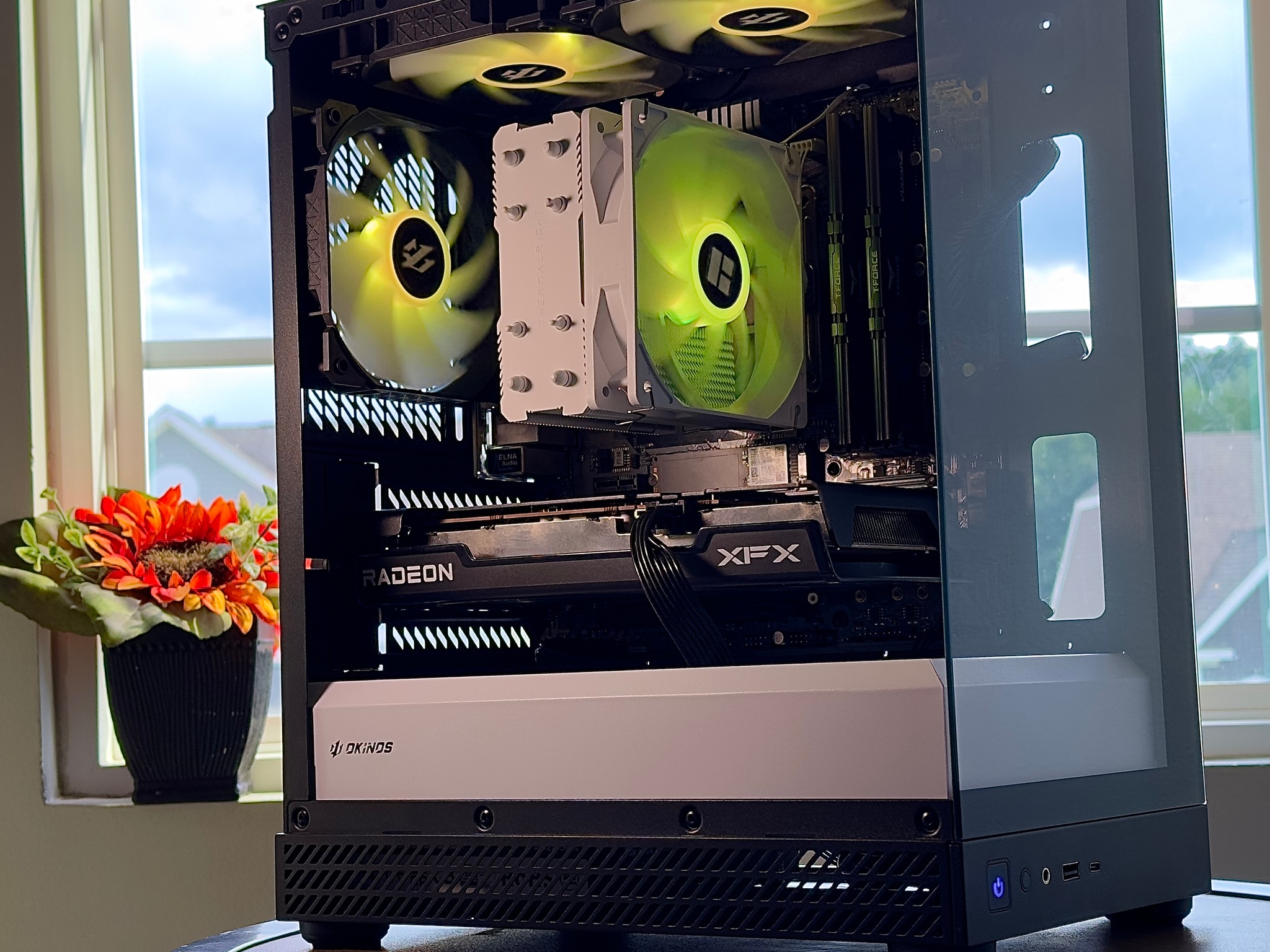 🤍🖤Custom Gaming PC🖤🤍 | RX 6600 | Ryzen 5 5600x | 16GB (3200hz) | WiFi | Windows 11