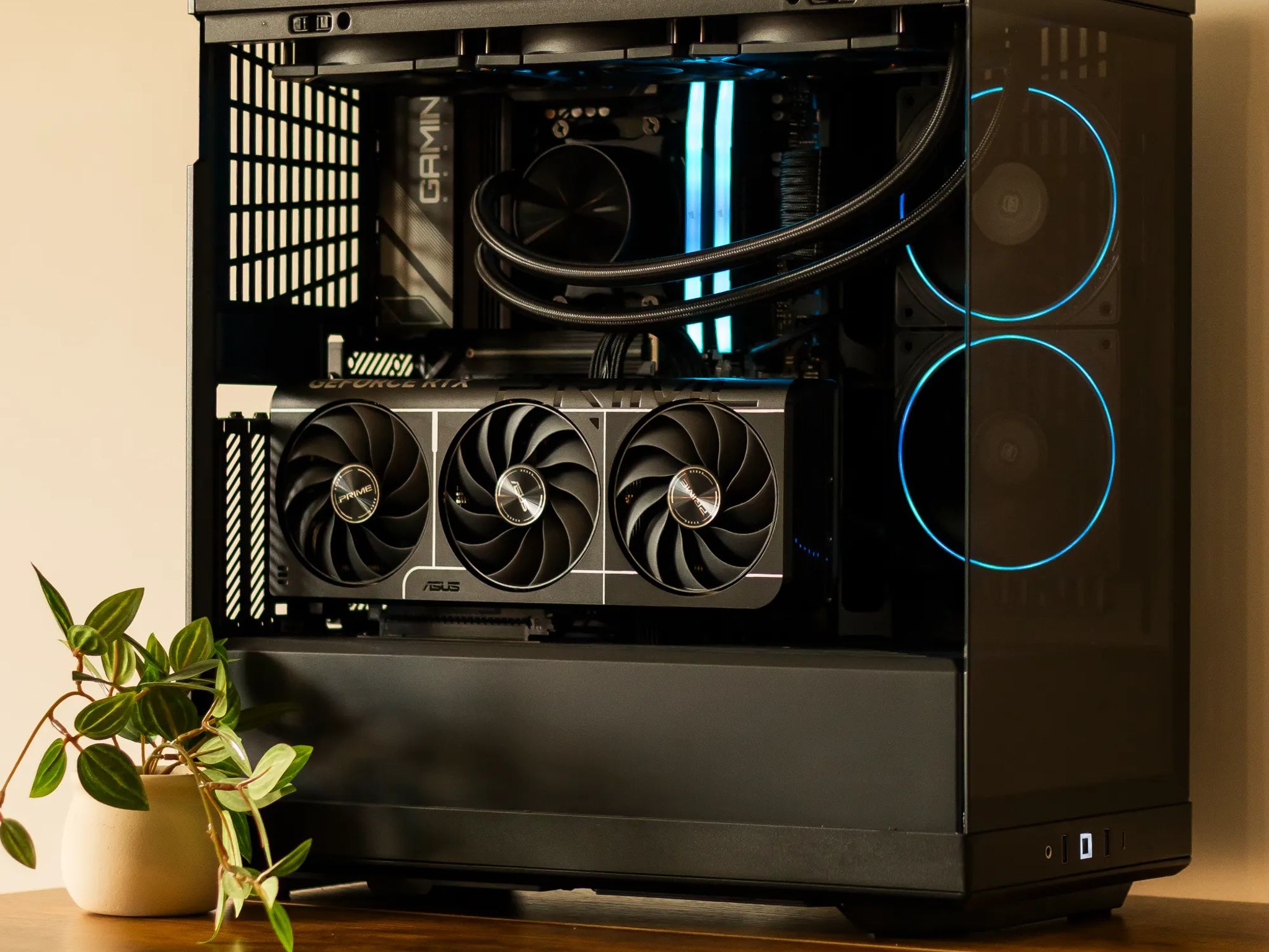 RTX 5070 Gaming/Workstation PC | Ryzen 7 7700x | 32gb DDR5 | 2TB SSD | Windows 11 Pro | WIFI + BT