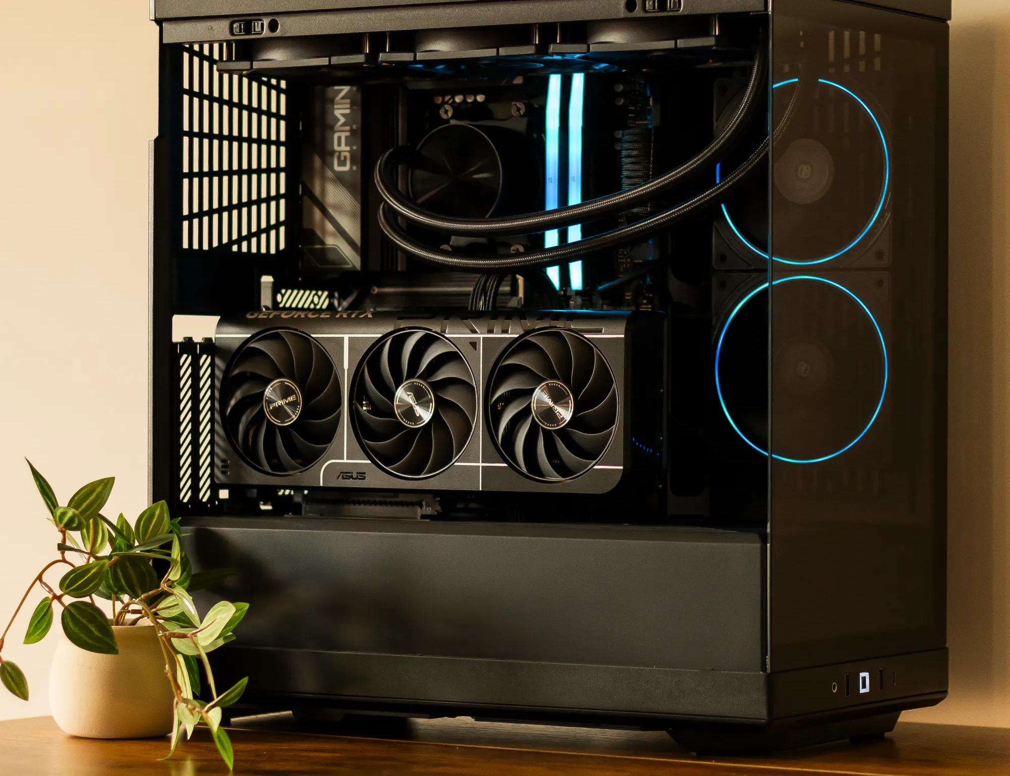 RTX 5070 Gaming/Workstation PC | Ryzen 7 7700x | 32gb DDR5 | 2TB SSD | Windows 11 Pro | WIFI + BT