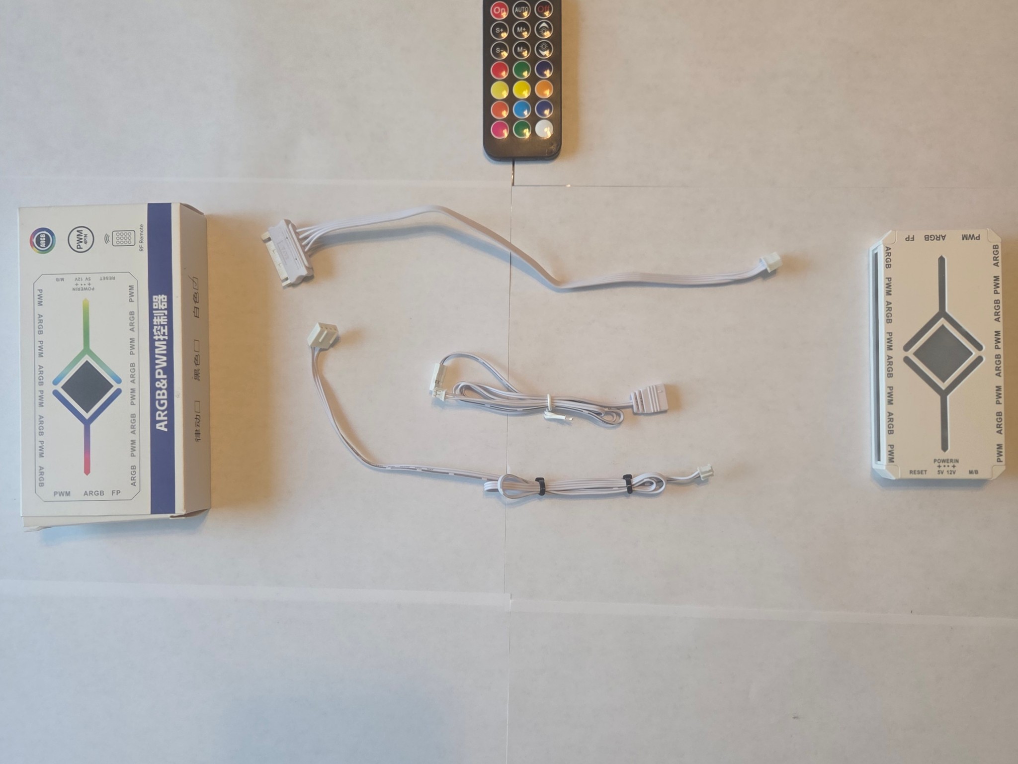 WHITE ARGB Fan PWM Controller Hub Splitter with Remote 4PIN 9 ports