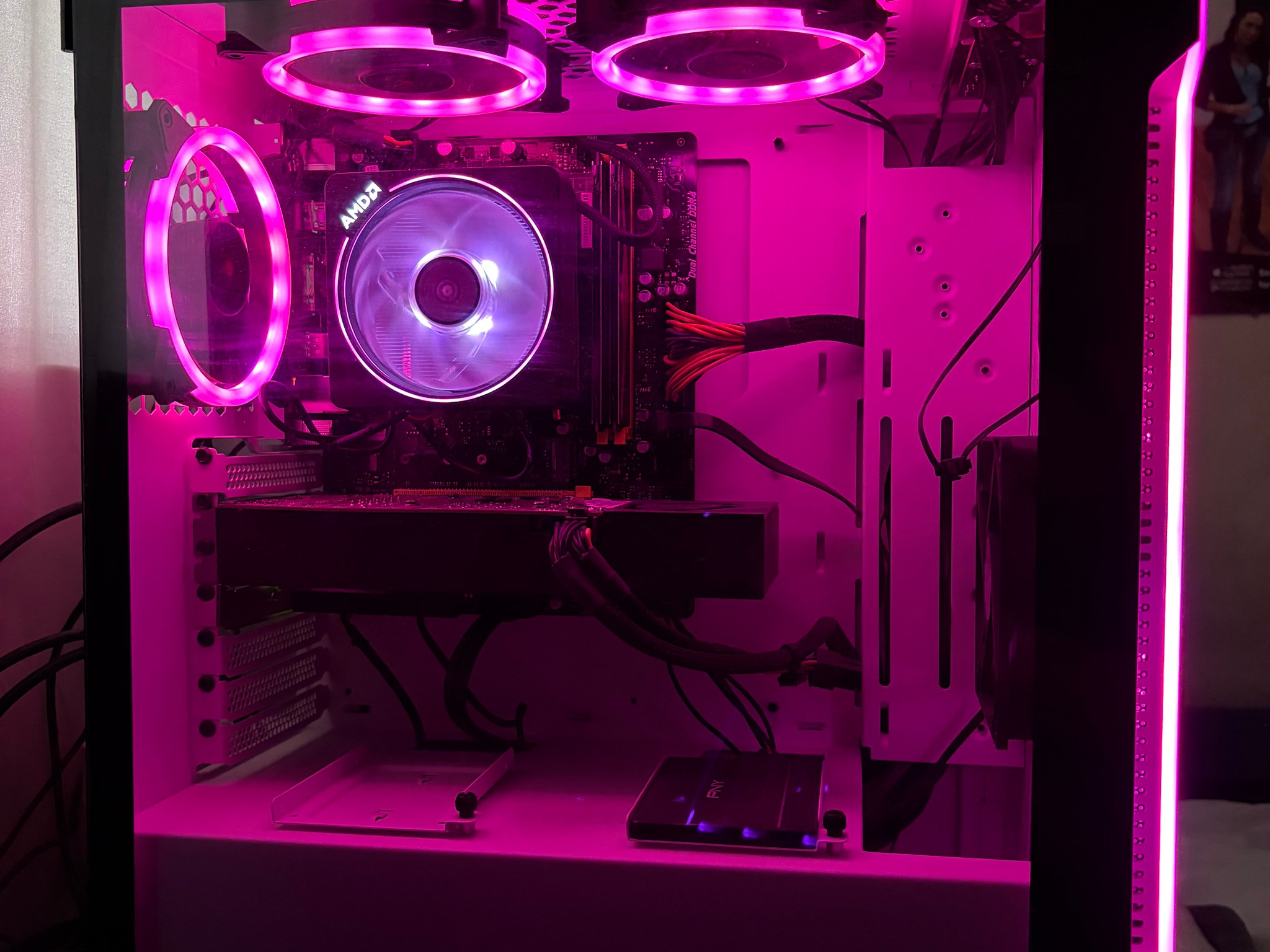 Gaming PC | Ryzen 7 3700X | RTX 2060 6GB | 16GB RAM | 1TB SSD | Ready to Play