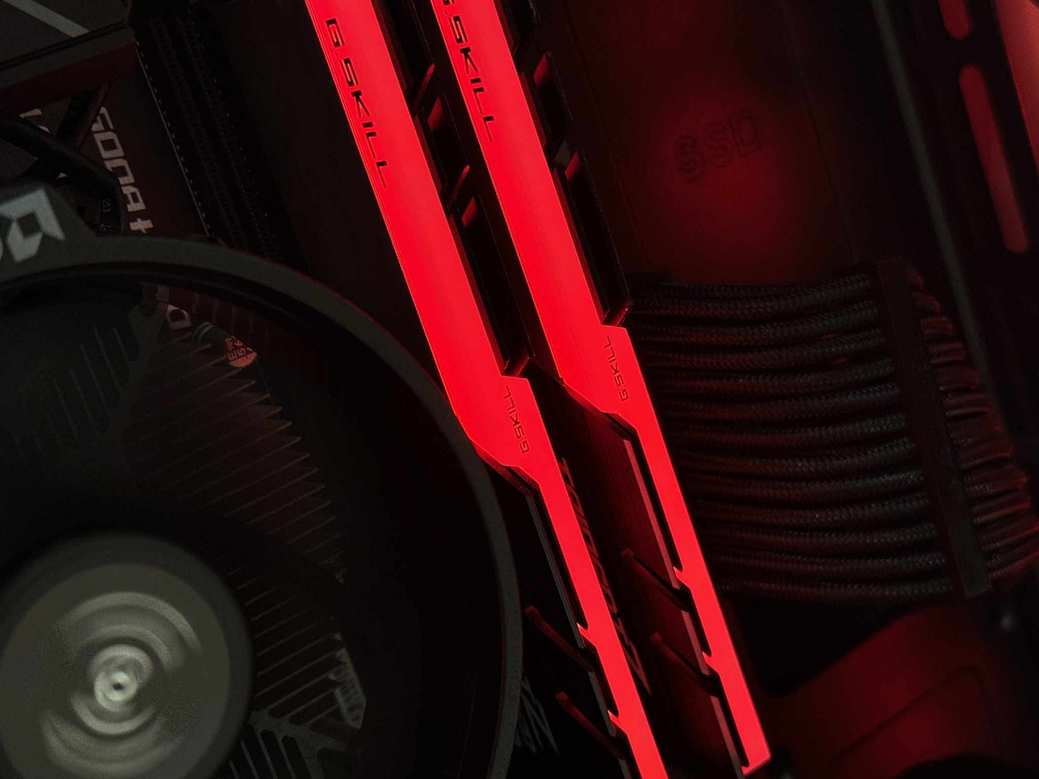 🖤Incognito🖤Sleek All-Black RTX Gaming PC! RTX 2070 SUPER, Ryzen 5 3600X, 1TB Storage.