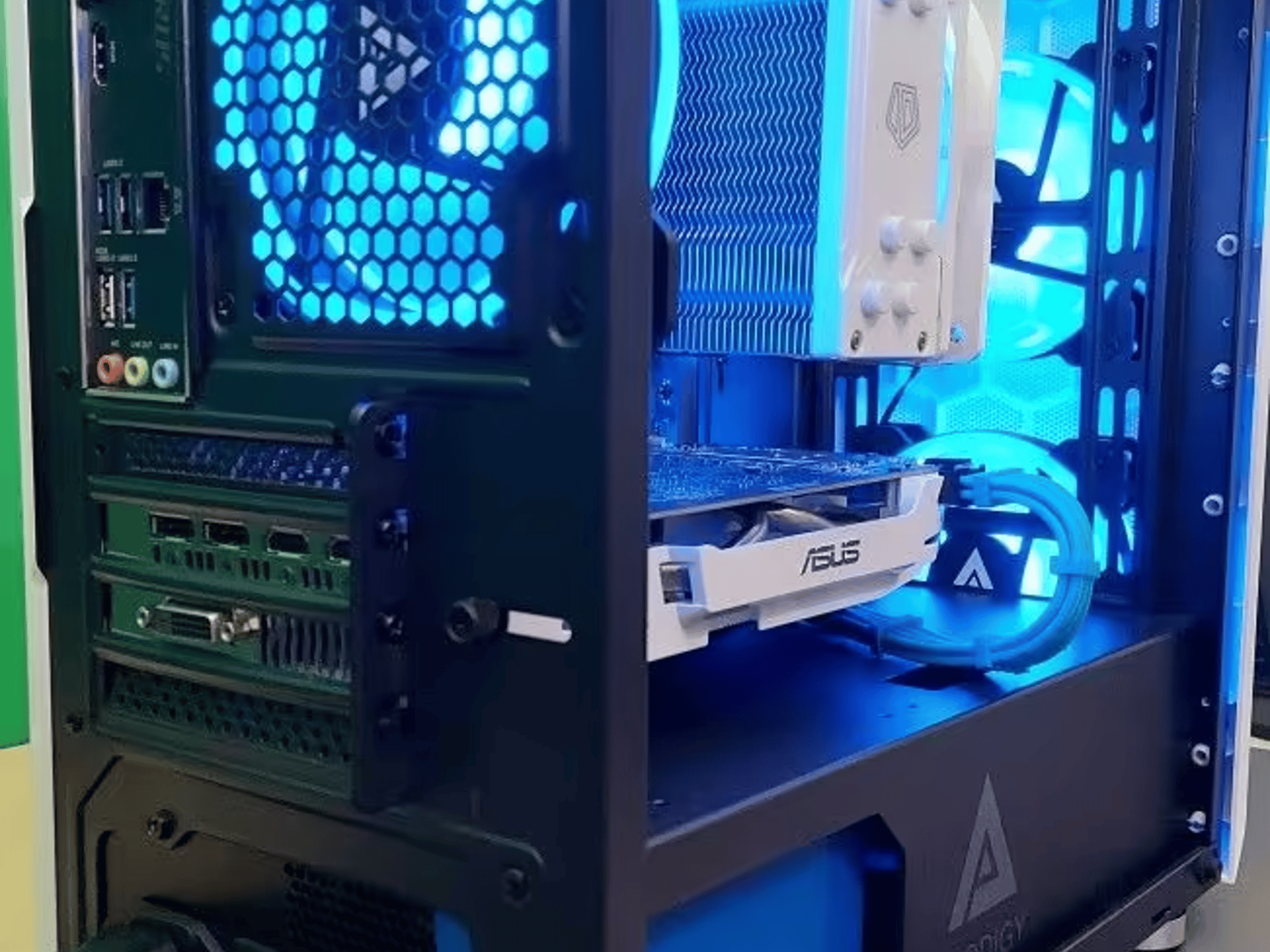 "Blue Ice" Gaming PC - Ryzen 3600, GTX 1070, 16gb RAM