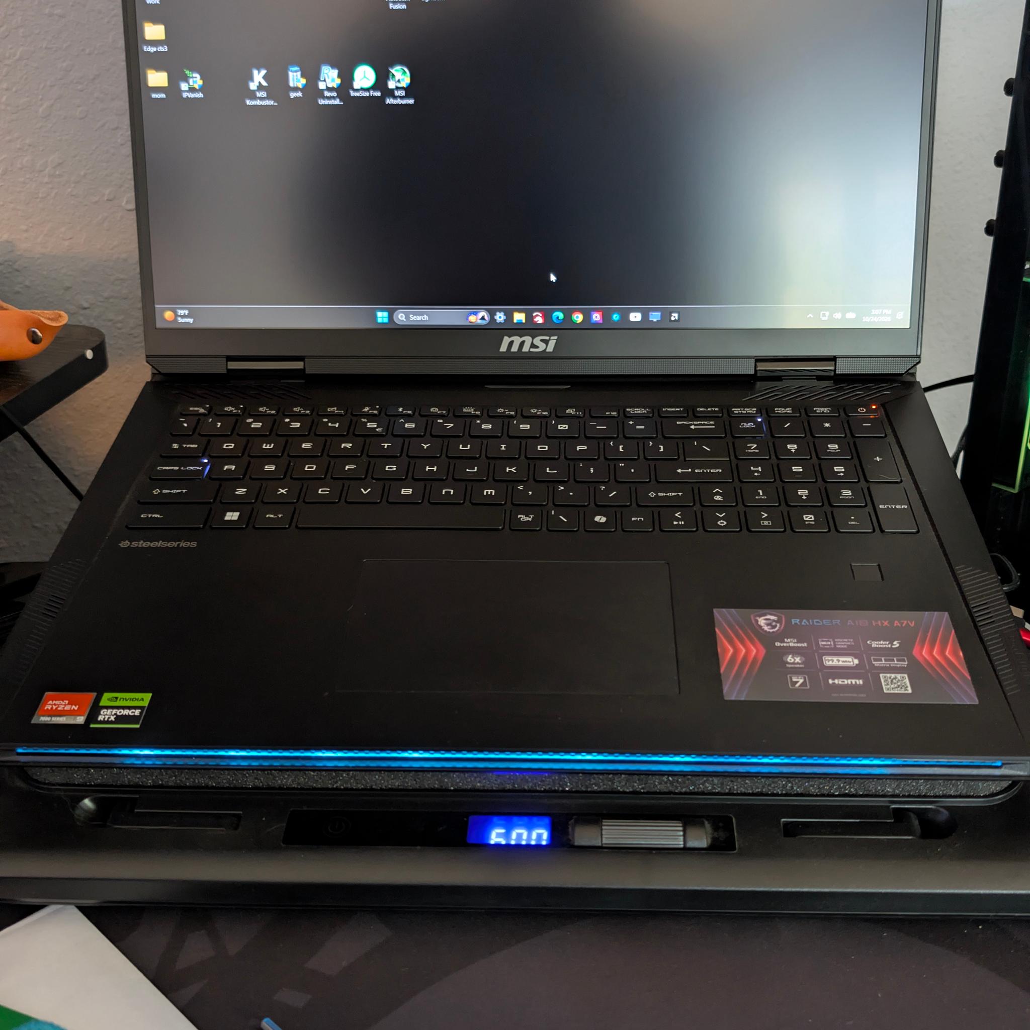 MSI Raider A18 HX A7VIG: Ryzen 9 7945HX3D, RTX 4090 laptop with 16 GB, and 64 GB of RAM