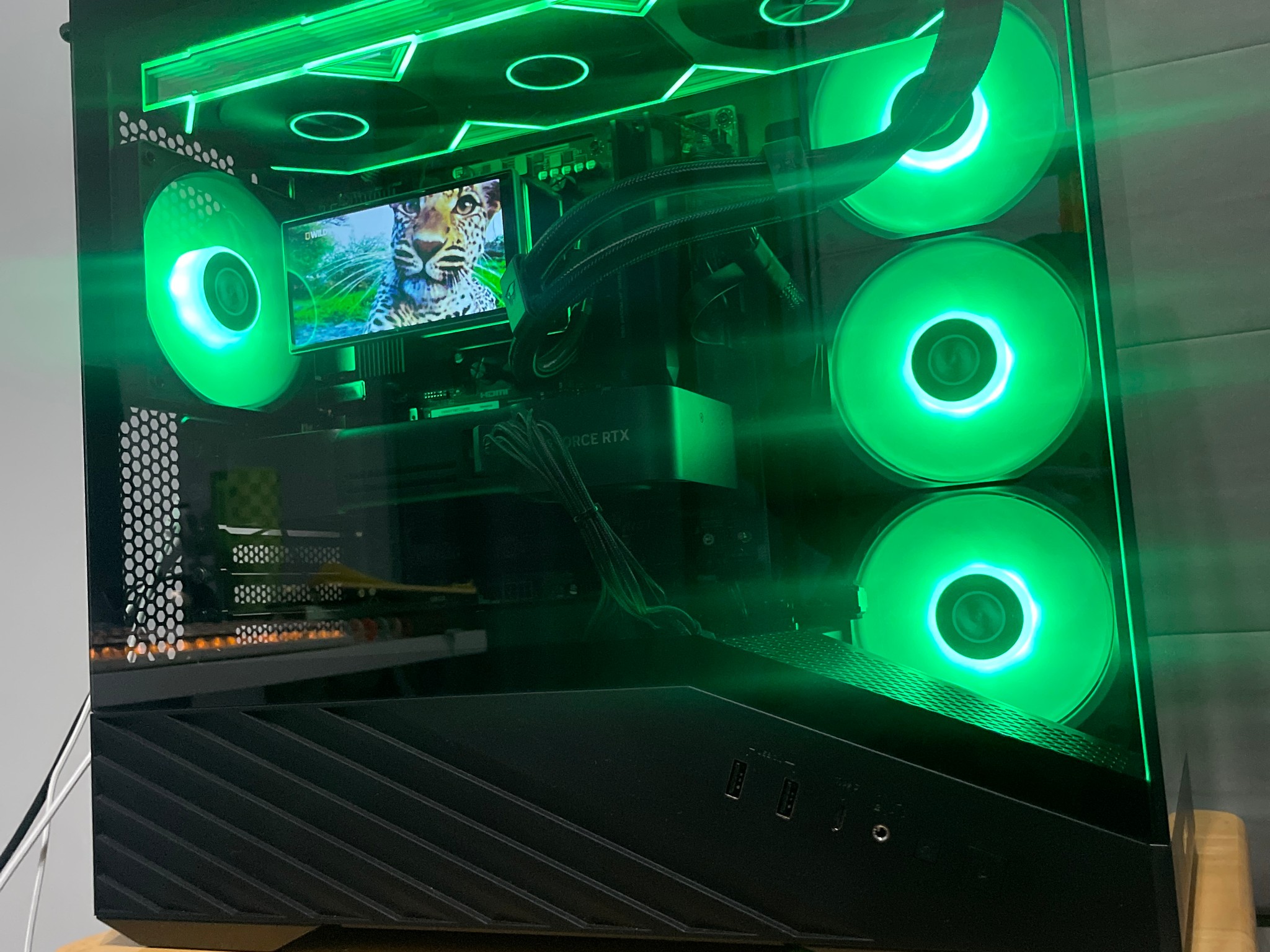 🐆 Leopard X3D – RTX 5070 Next-Gen Gaming Beast