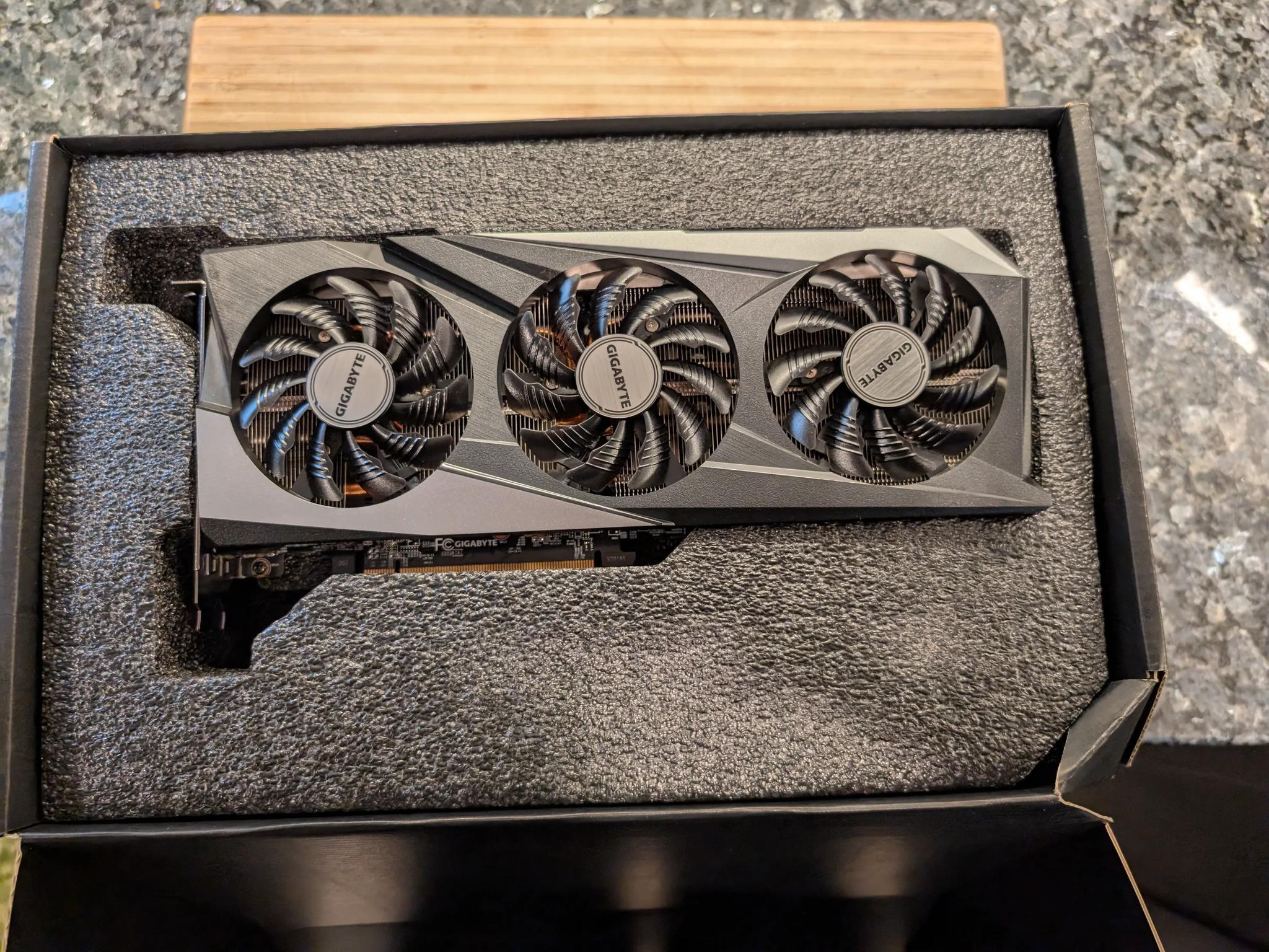 Gigabyte Gaming OC Radeon RX 6650xt 8GB Graphics Card