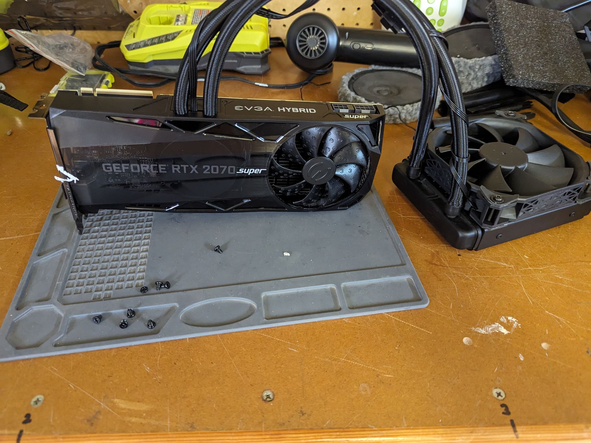 EVGA 2070 S Hybrid