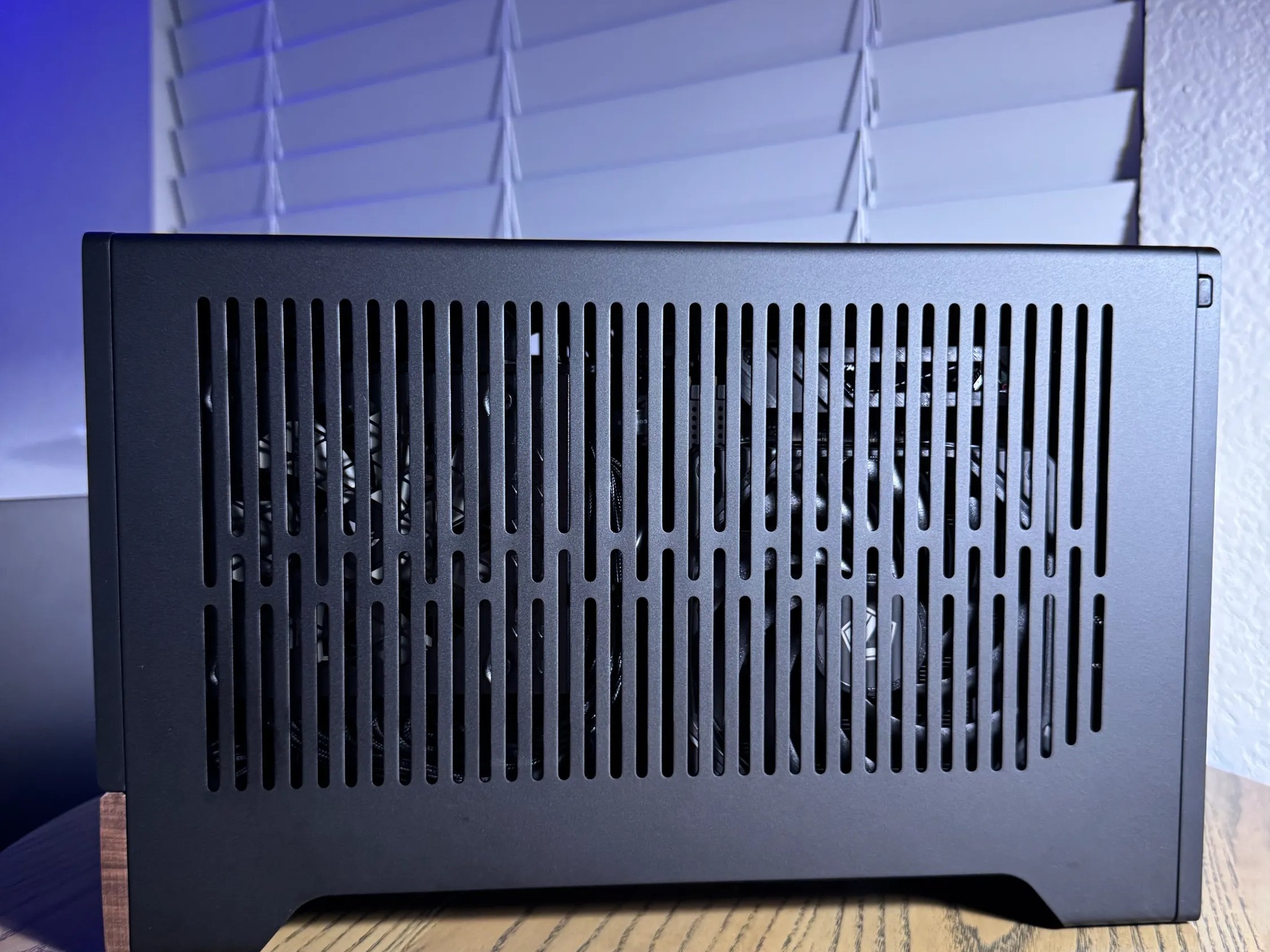 The Distinguished Gentleman II 🎩 Gaming PC, NVIDIA 5070 Ti OC, RYZEN 9600X, 32GB RAM, 2TB SSD