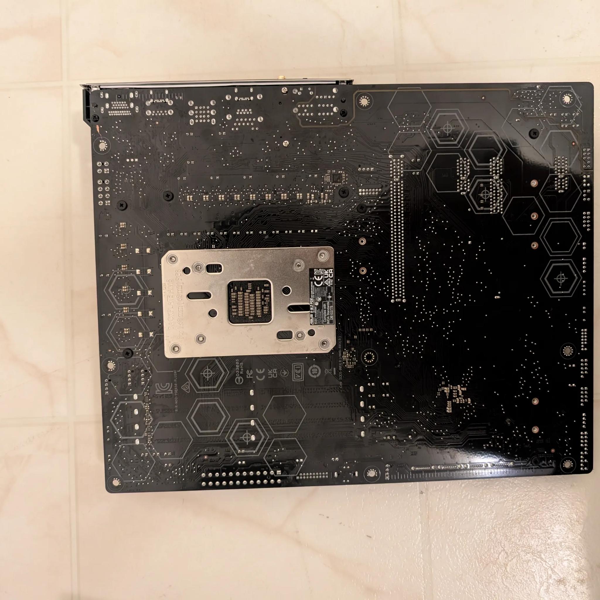 ASUS TUF GAMING B650-PLUS WIFI AM5, ATX motherboard, PCIe® 5.0 M.2 , DDR5