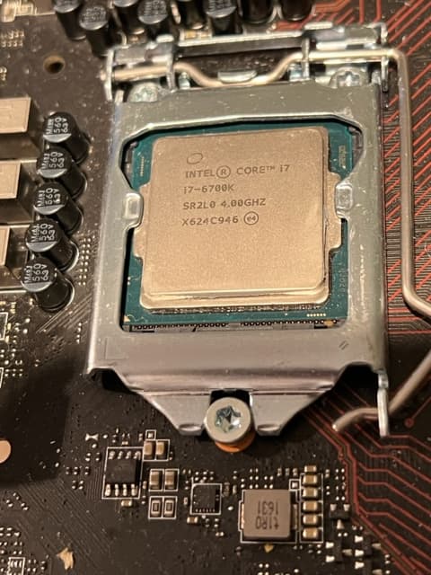 Intel  i7 6700K 4.00 GHz Unlocked Quad Core Sky Lake Desktop Processor, Socket LGA 1151