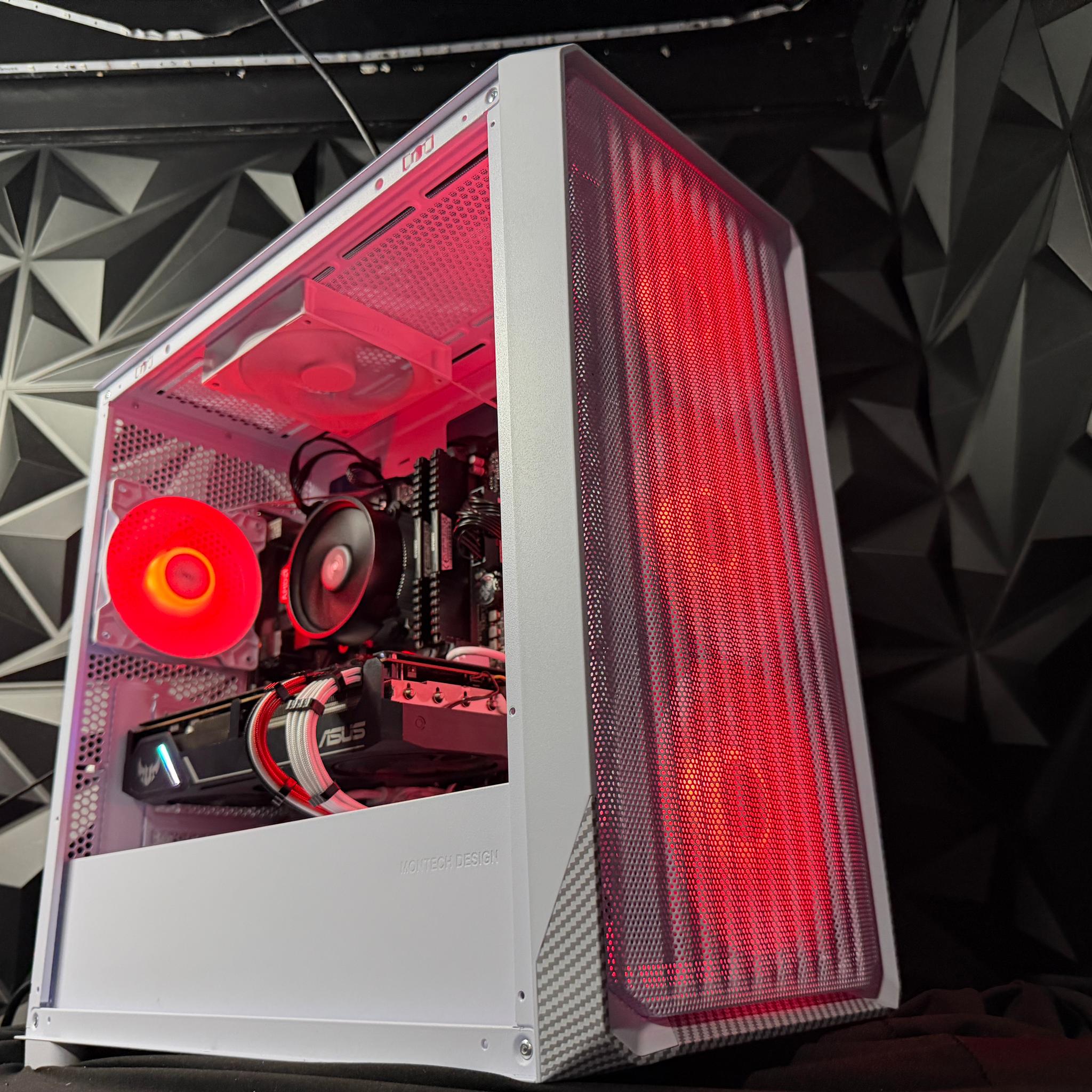 🔴⚡ RED FIBER ⚡🔴 Ryzen 5 5500| RX 5700XT| 16 GB DDR4| 750 GB NVMe| 650W Gold PSU
