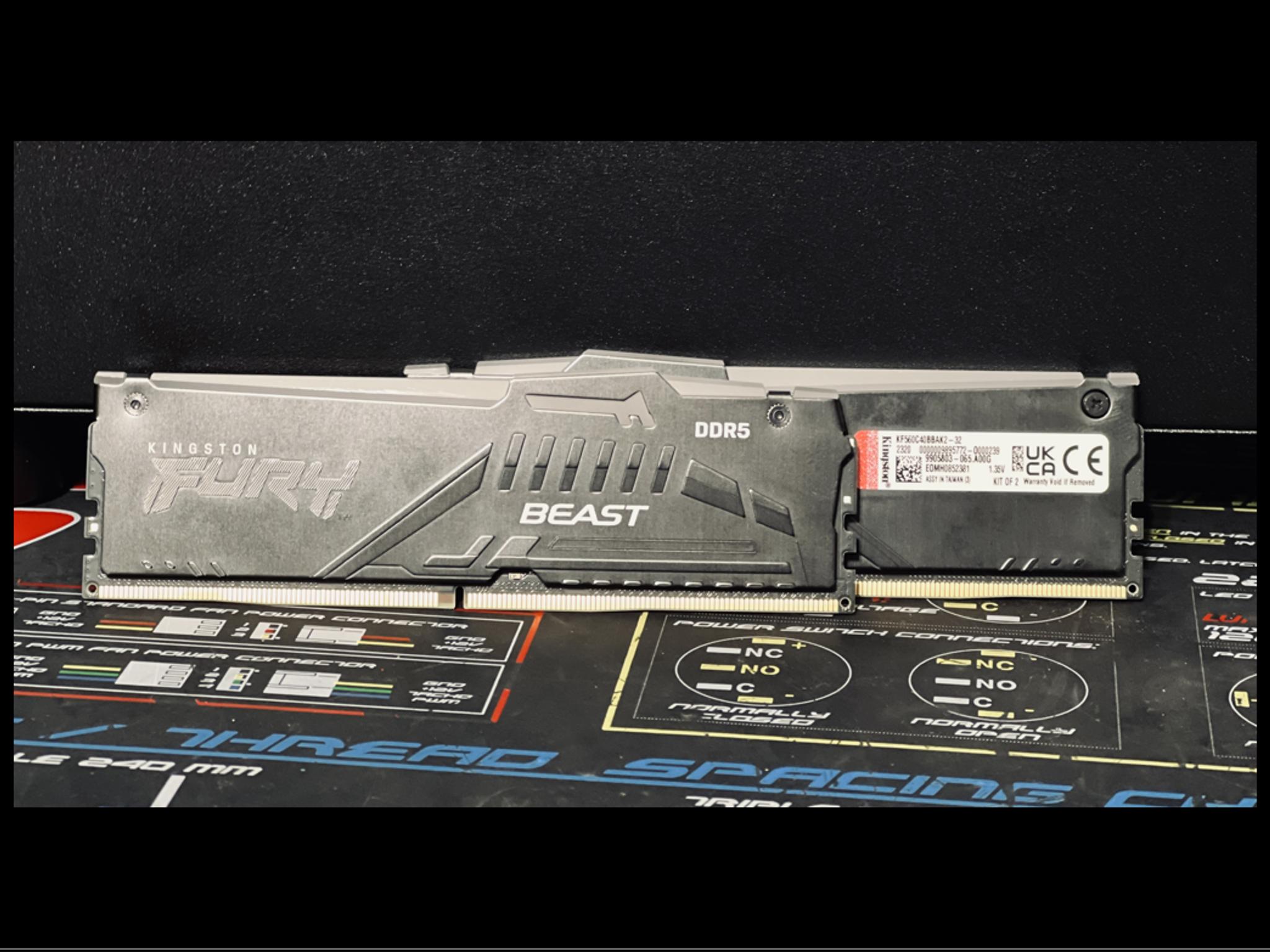 Kingston Fury Beast RGB 32GB (2x16GB) 6000MT/s DDR5 CL40 (KF560C40BBAK2-32) | Intel XMP 3.0