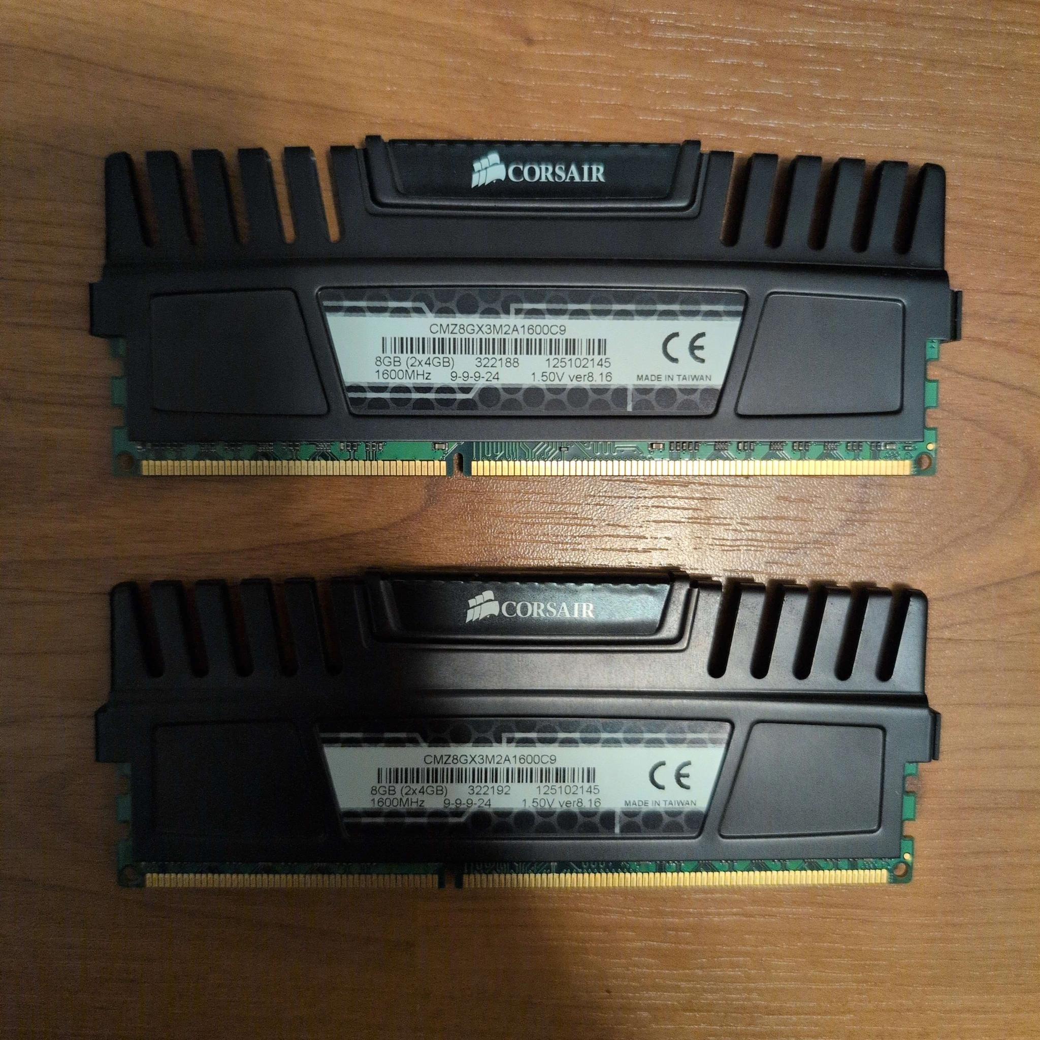 Intel i5 2500k, ASUS Z77-A, Corsair Vengeance 8GB DDR3 1600 CL9