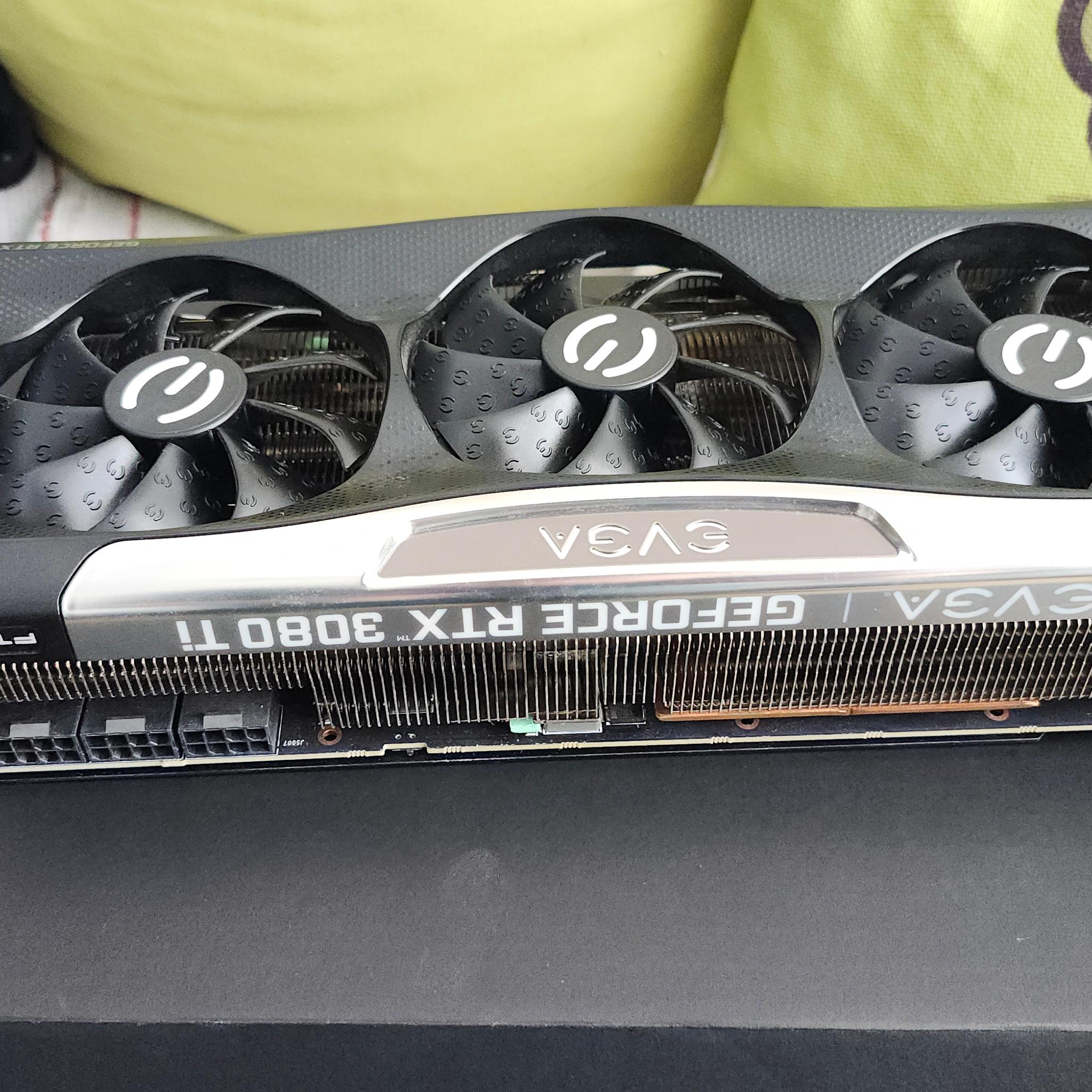 EVGA FTW3 ULTRA GAMING GeForce RTX 3080 Ti