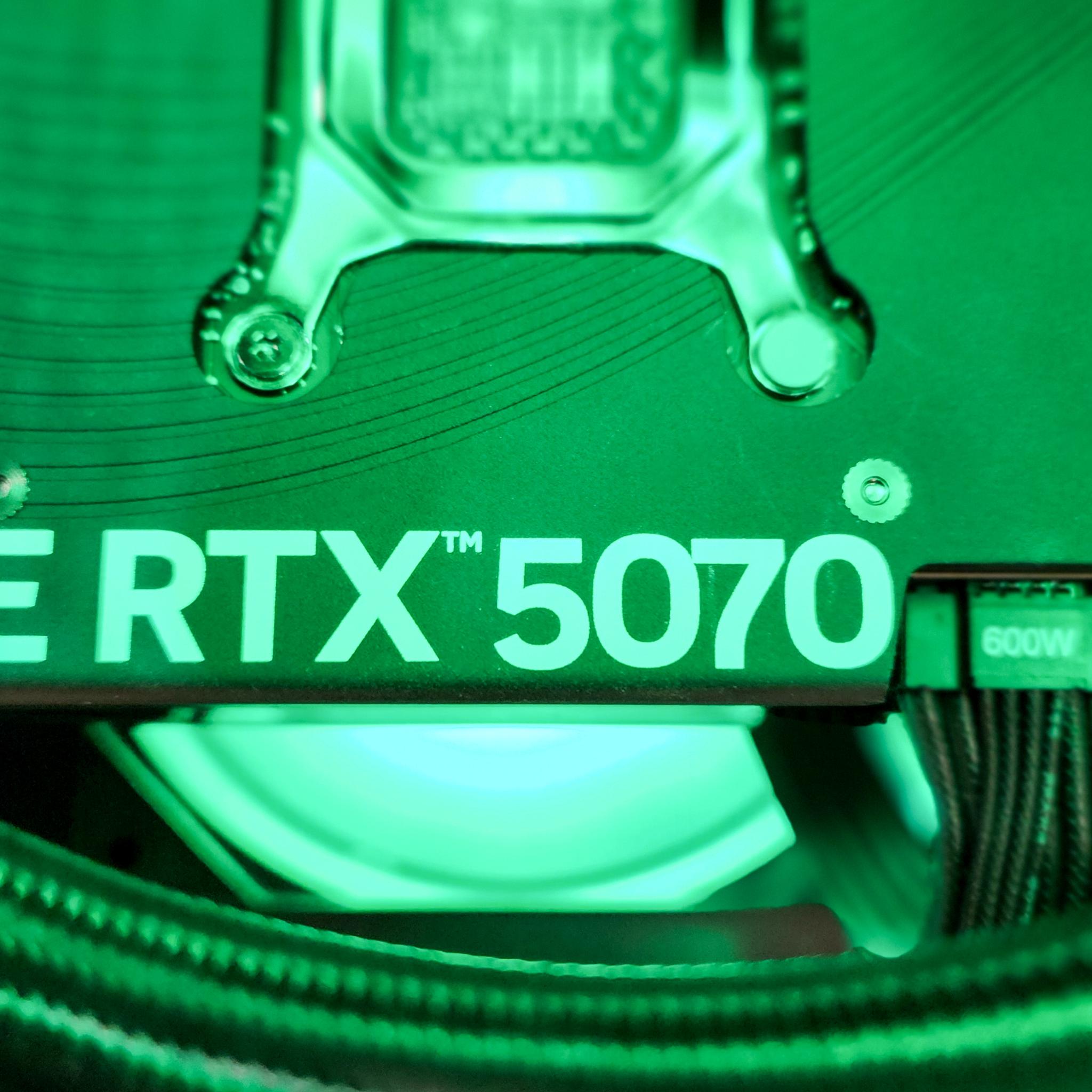 Custom 🎮🎥 Gaming & Streaming PC | RTX 5070 | Ryzen 7 7800X3D | 2TB SSD | 32GB DDR5