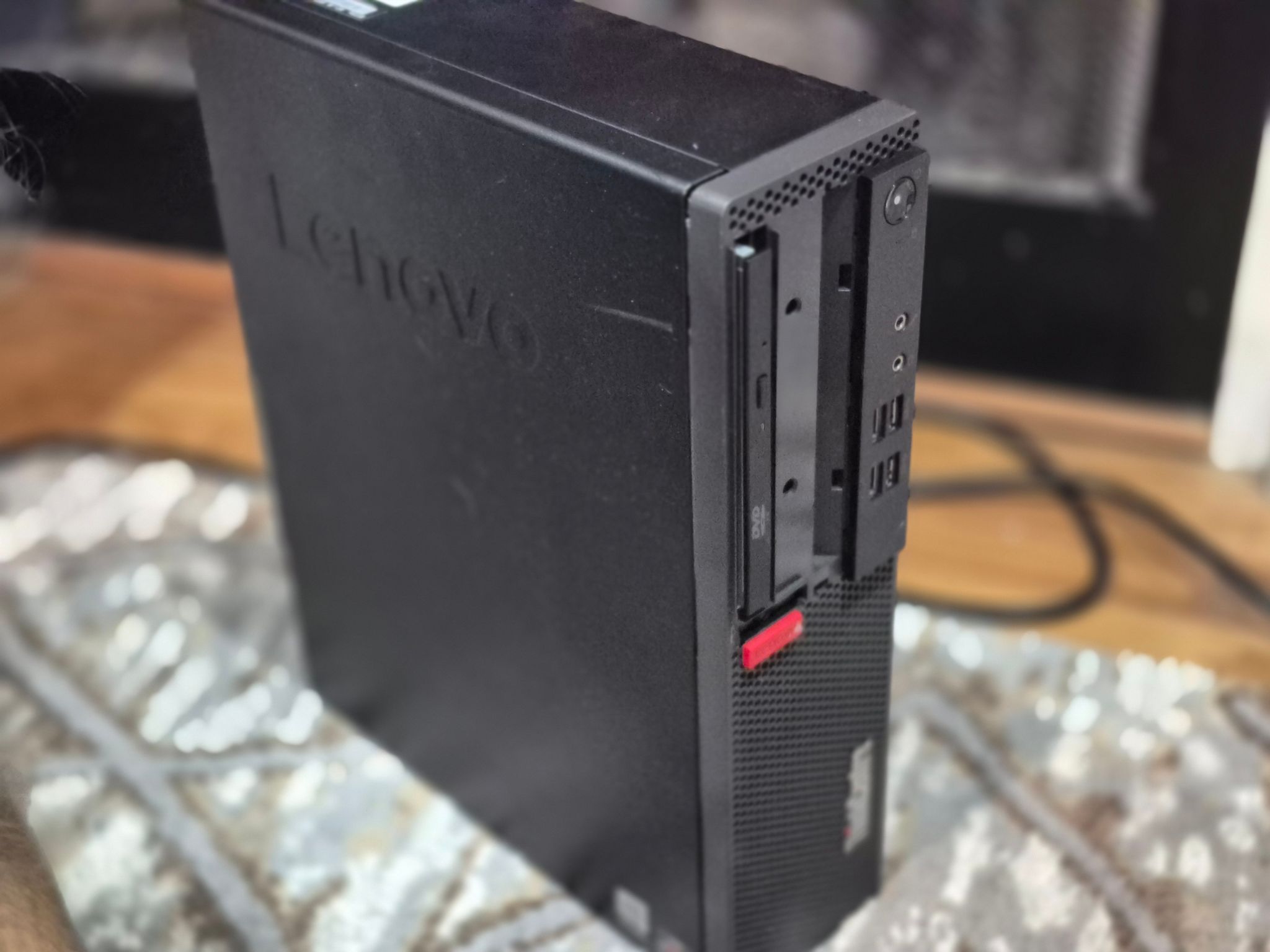 Scratch and Dent | Ryzen 5 2400G, 16GB RAM, 240GB SSD, Win11