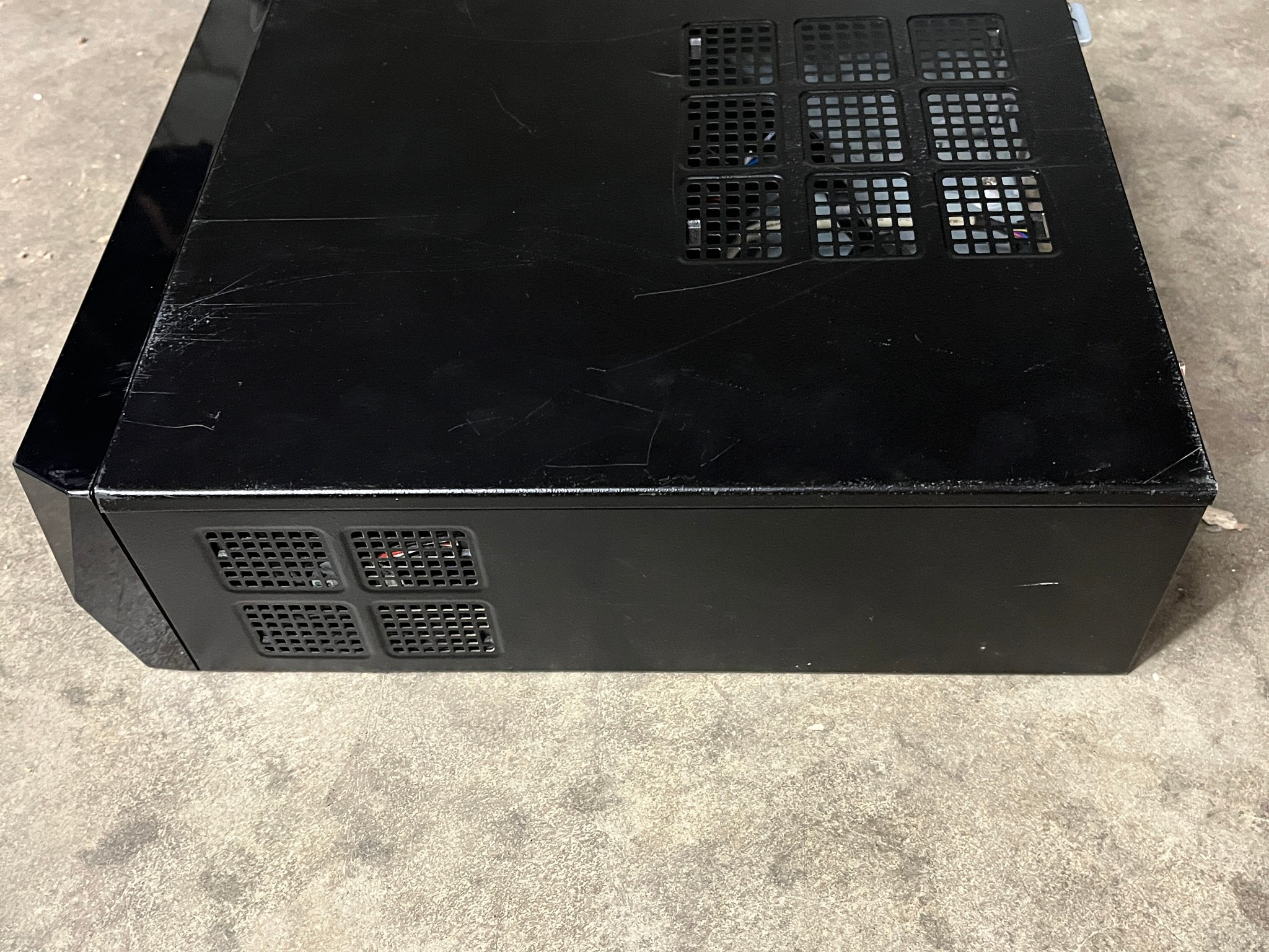 In-Win BP655 Mini-ITX Case w/ 300w PSU & DVD/CD Rewritable Drive Pre installed BP655.FH300TB3
