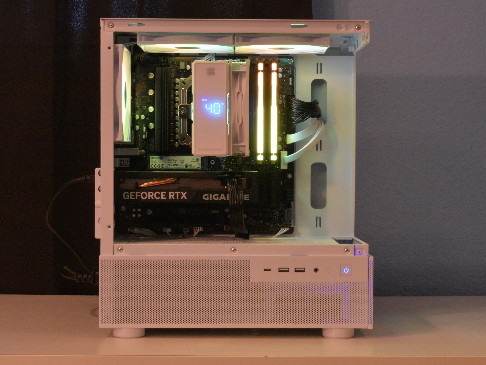 ⬜Whiteout v2⬜ Ryzen 5 7500F | RTX 4060 8GB | 16GB Ram 6000mhz | 1TB nVME Gen4 SSD | Win11 Pro + Wifi