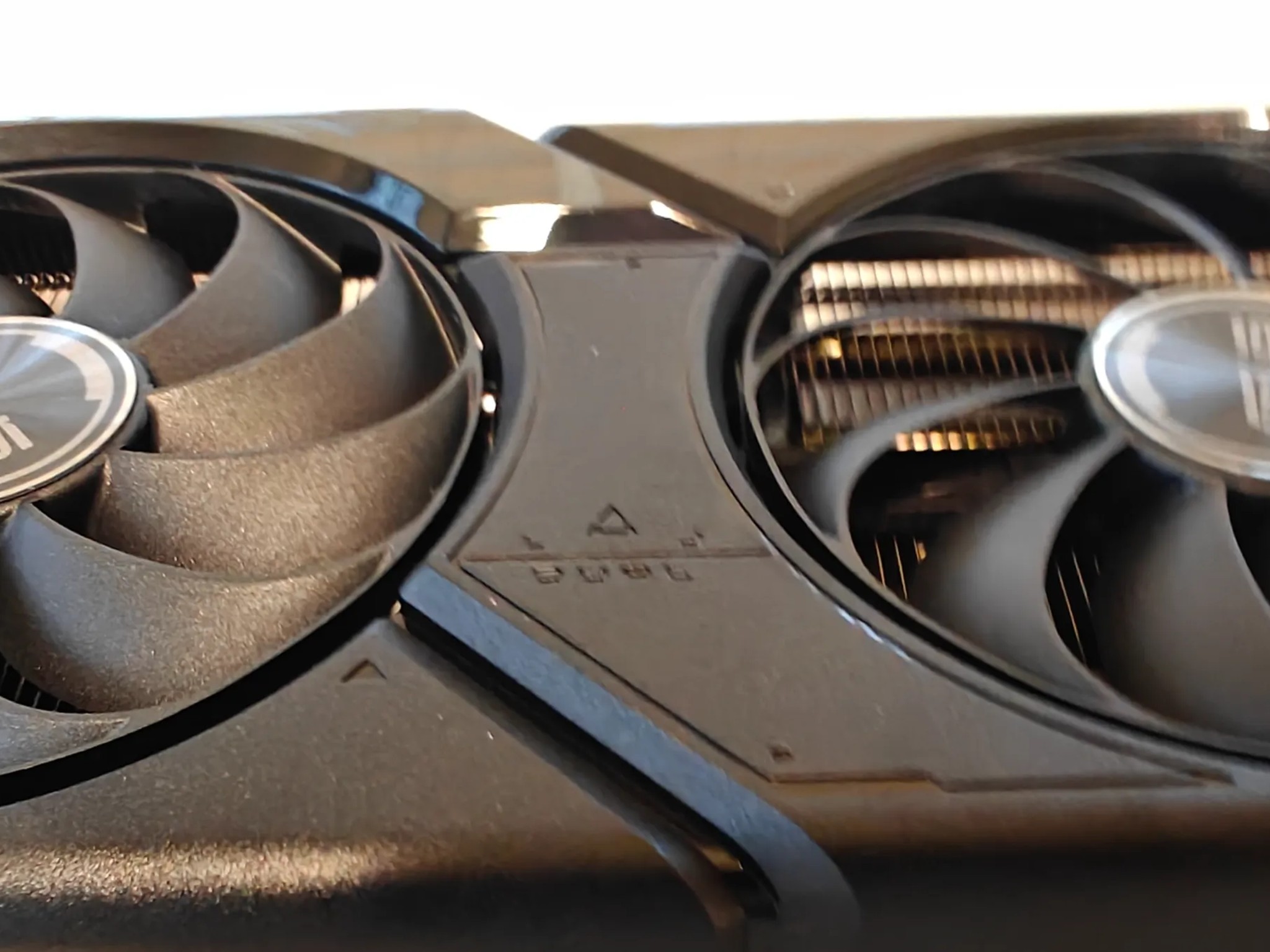 ASUS Dual Radeon RX 7800 XT OC Edition 16GB GDDR6