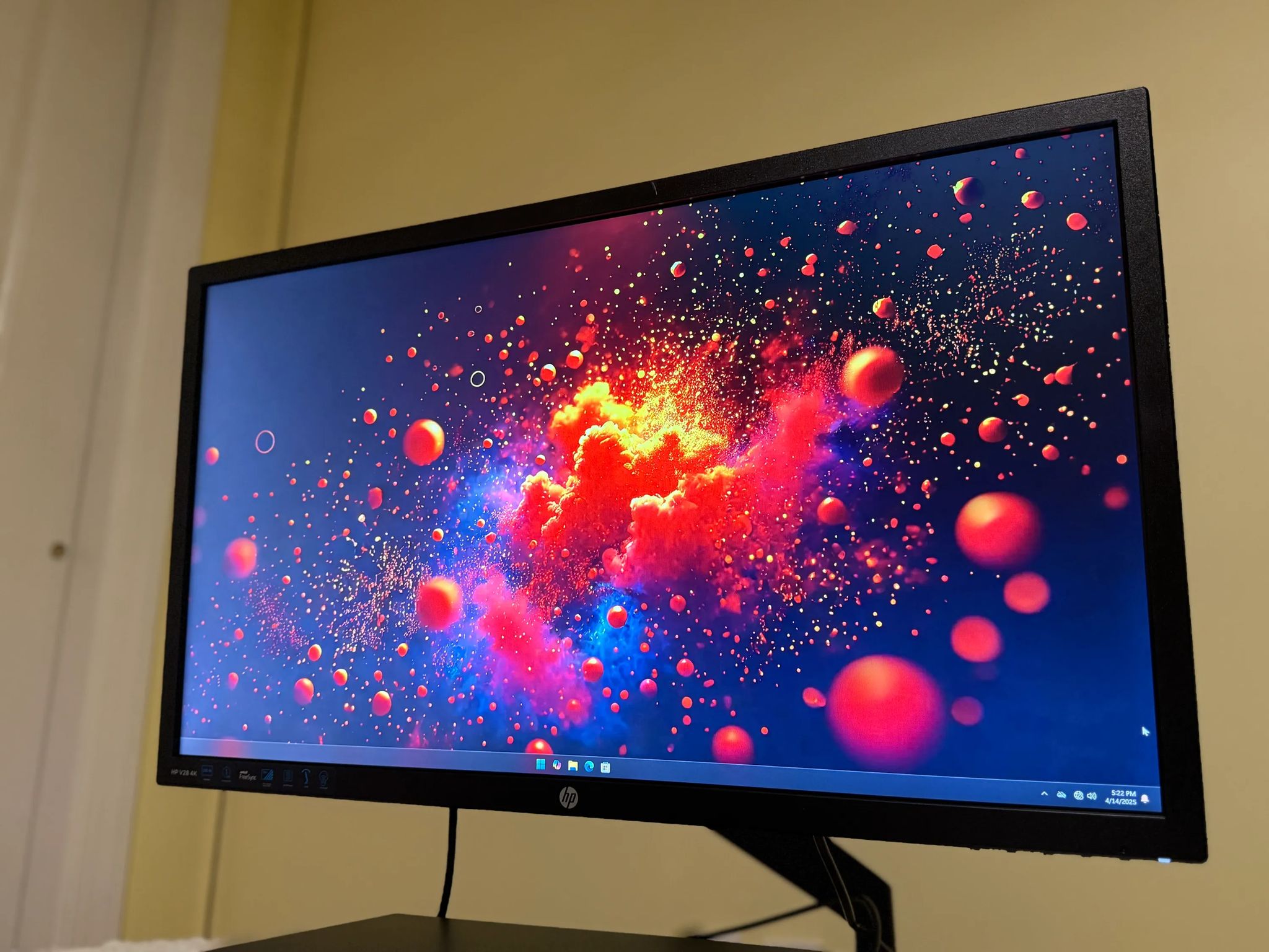 🖥️ HP V28 4K Monitor – 4K UHD | 60 Hz | 1 ms Response | AMD