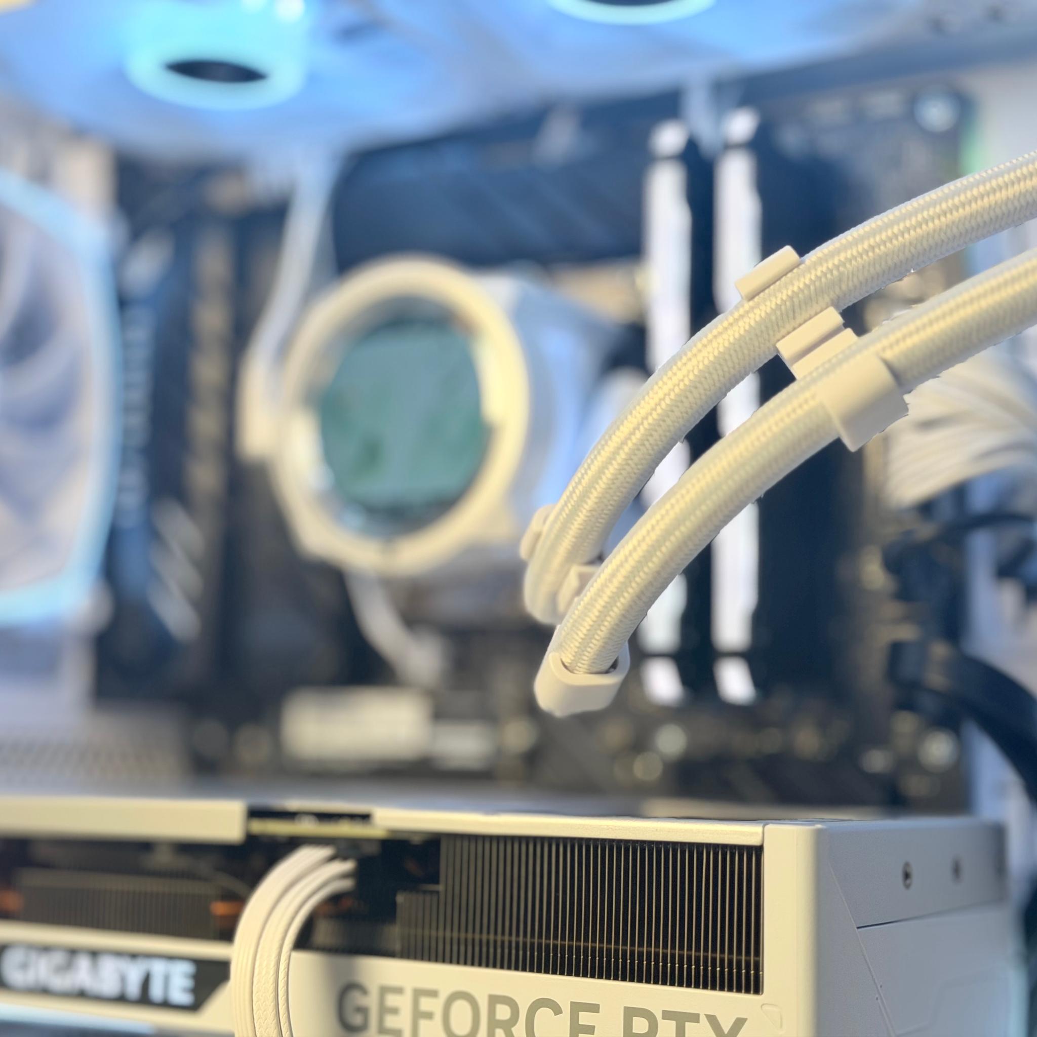 🤍❄️ Snow Day | i9-12900K | RTX 4070 Super | 32GB DDR4 | 2TB Gen4 | 360mm LCD AIO ❄️🤍