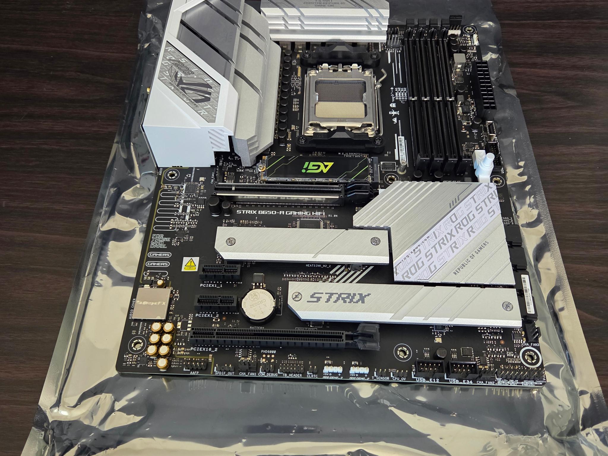 Rog Strix B650 ATX Mobo + 1TB Nvme