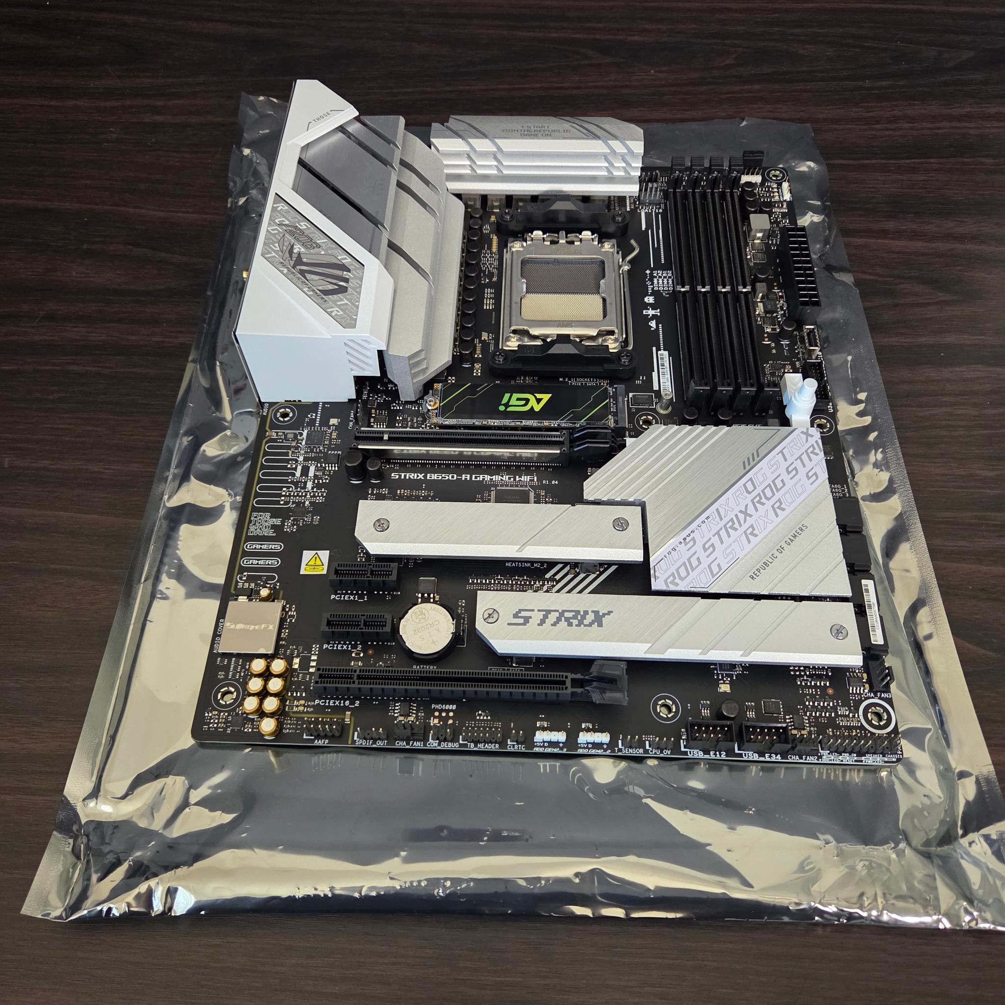 Rog Strix B650 ATX Mobo + 1TB Nvme