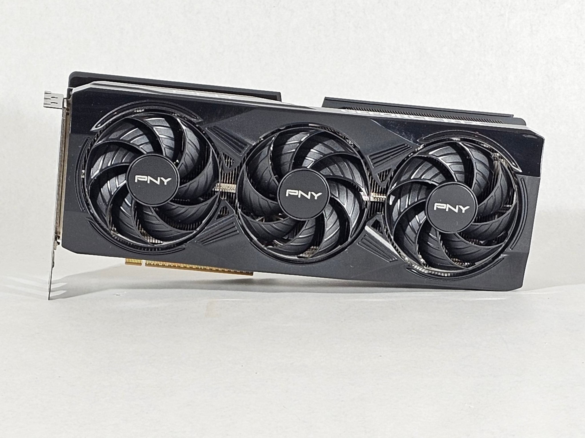 RTX 5070 Ti PNY OC Triple Fan 16GB