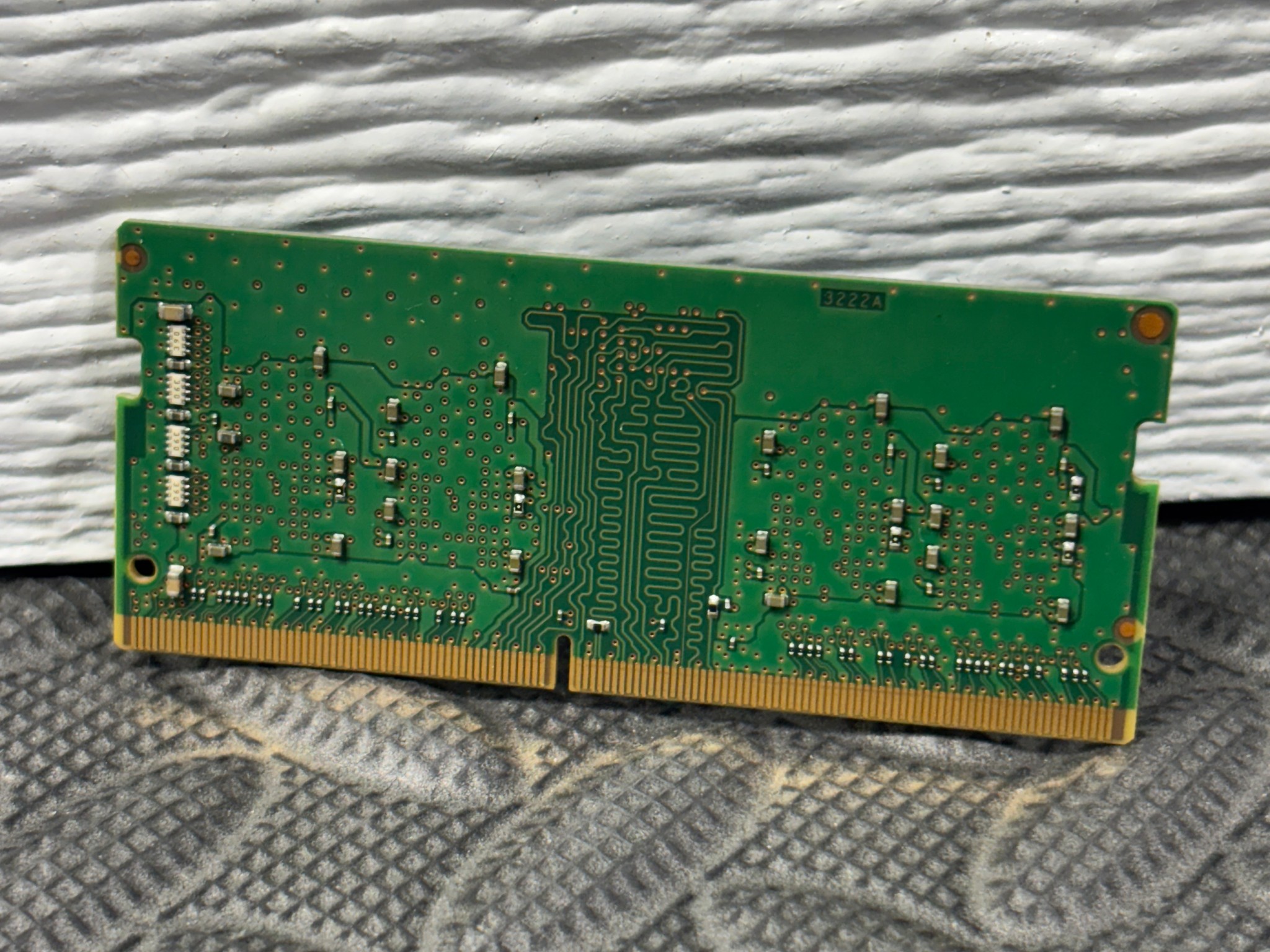 Micron 8GB DDR4 3200MHz Laptop RAM PC4-3200AA SODIMM Tested Working