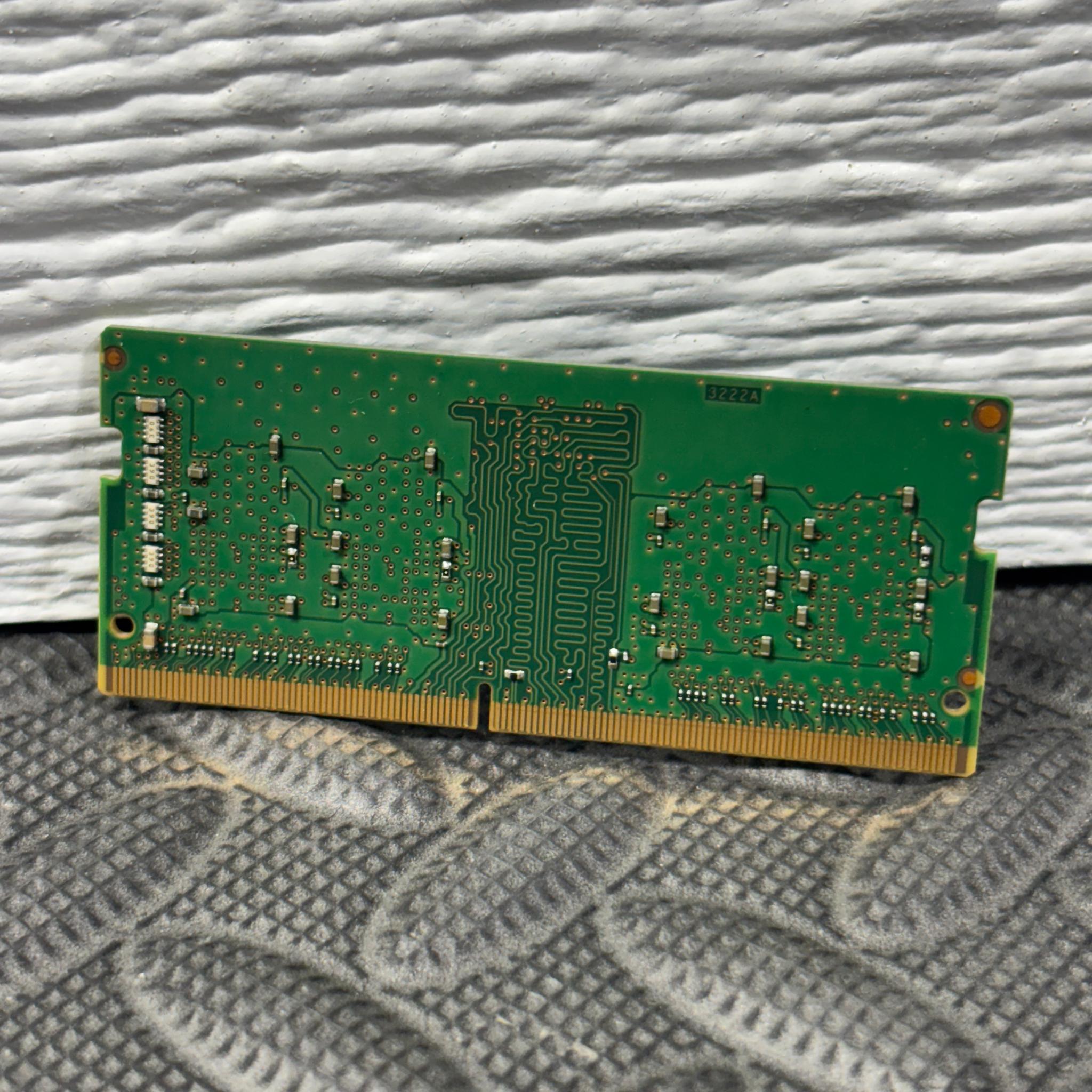 Micron 8GB DDR4 3200MHz Laptop RAM PC4-3200AA SODIMM Tested Working