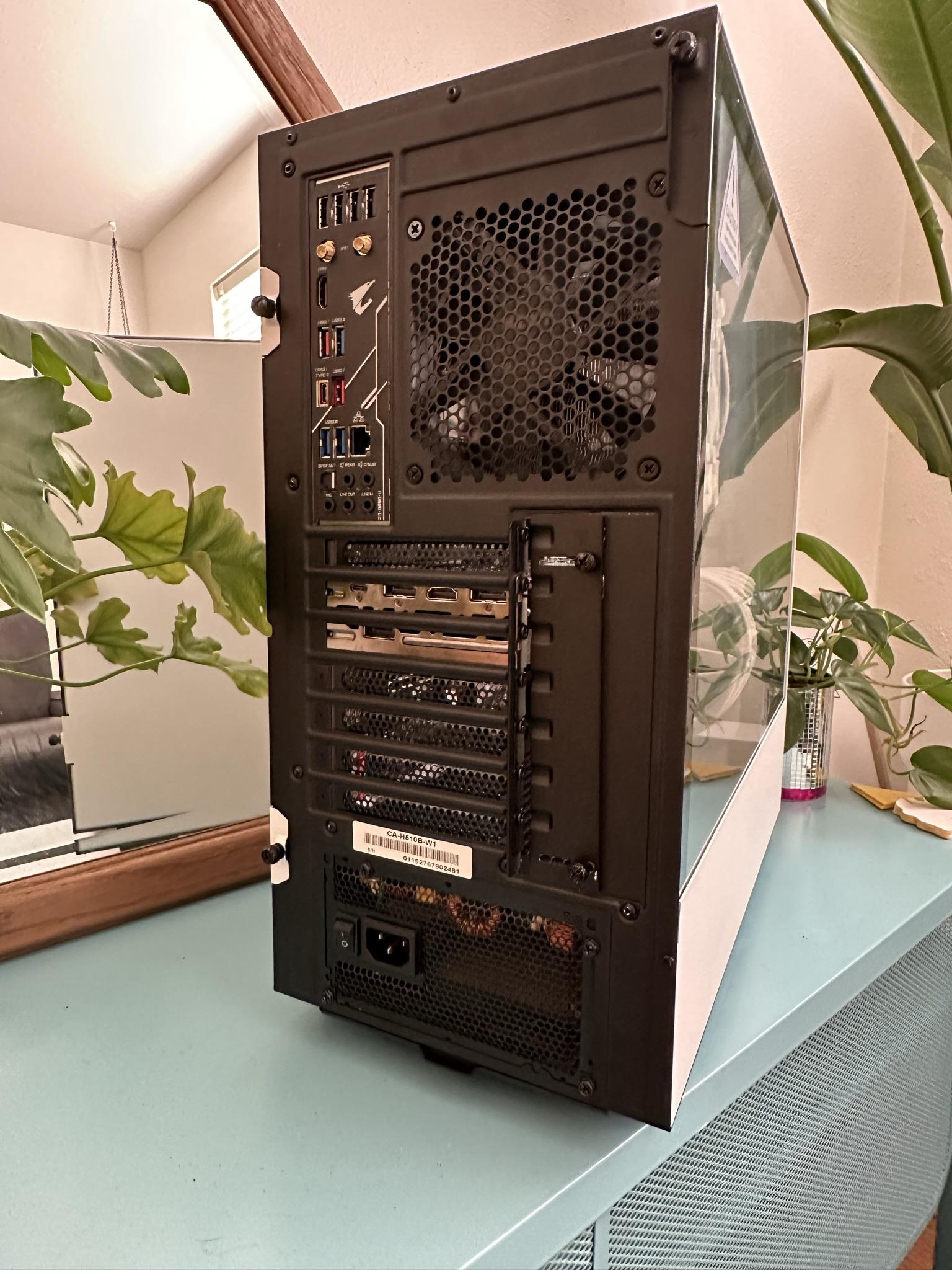 i7-9700k w/ RTX 2070 Super Gaming PC