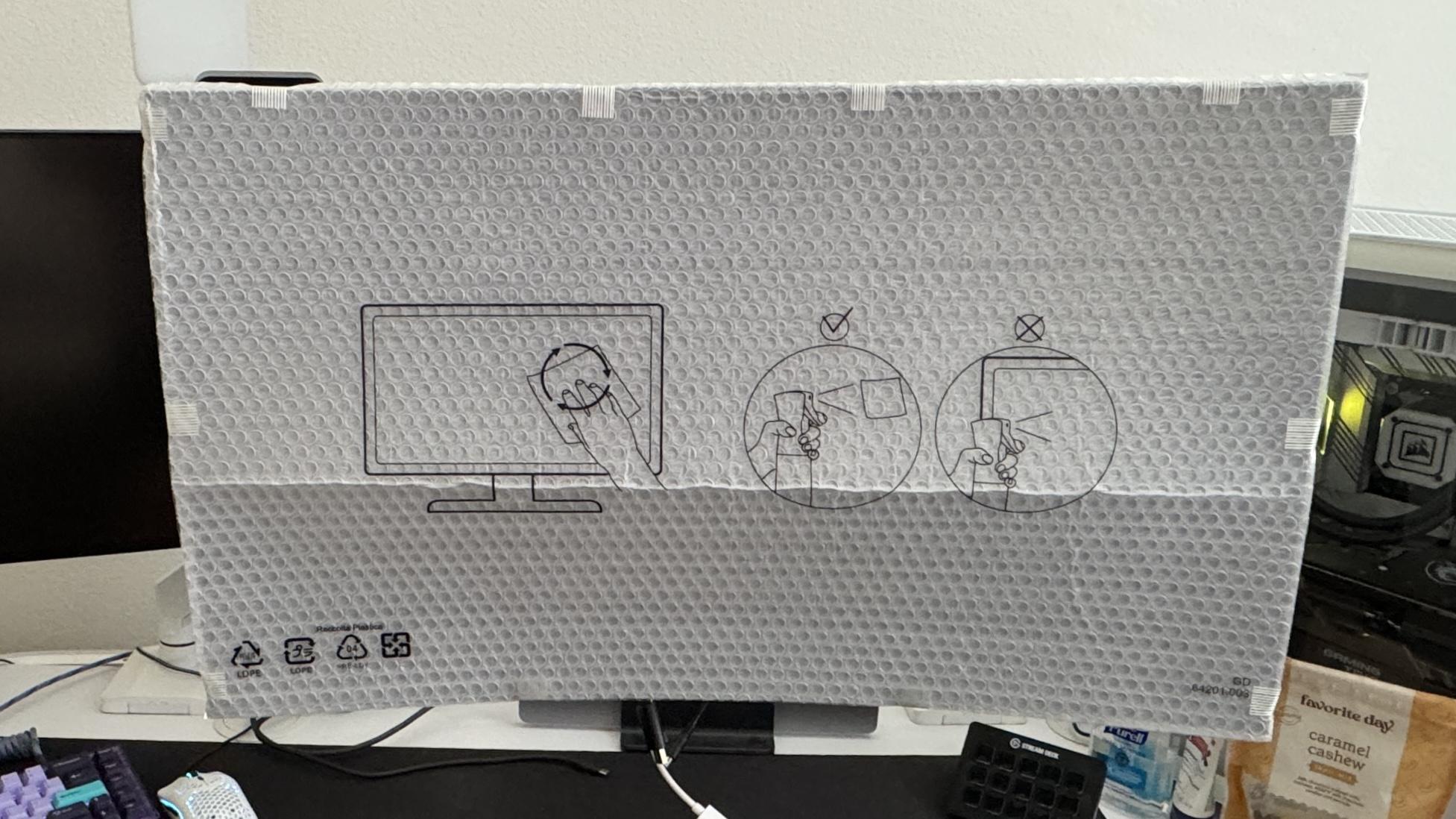 Dell Alienware 32 inch (31.5in) QD-OLED 4K 240Hz monitor AW3225QF - lightly used with original box