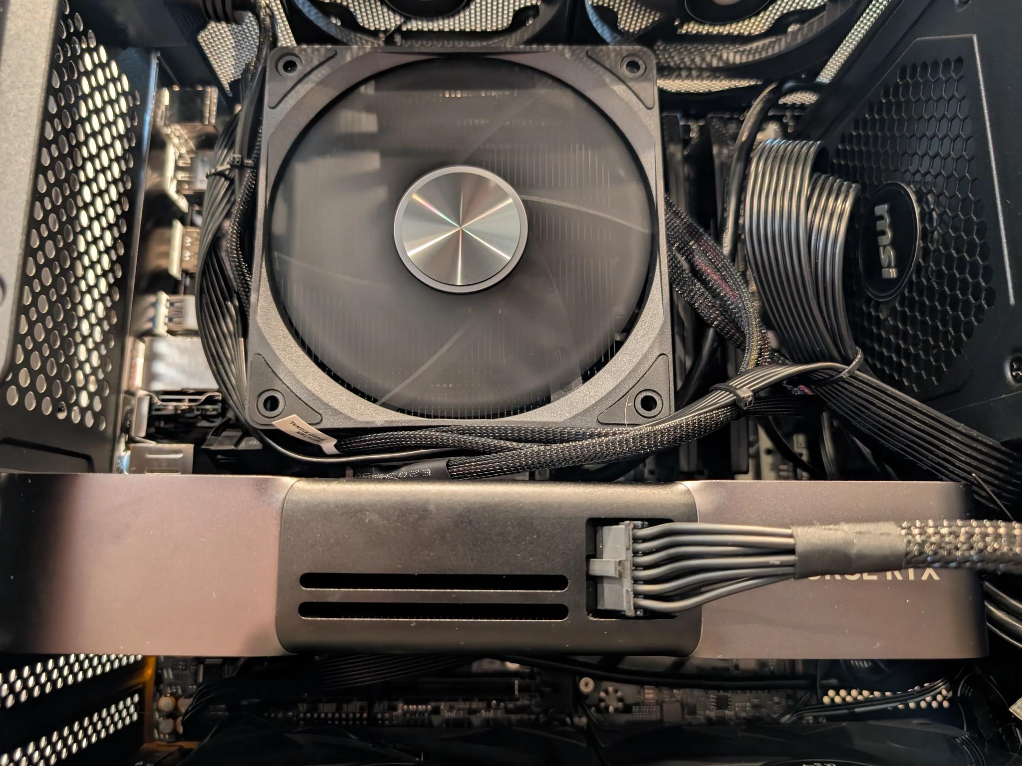 "Who Needs a Mac Pro?!" Intel 265KF | RTX 5070 | 32GB DDR5 | 1TB NVME