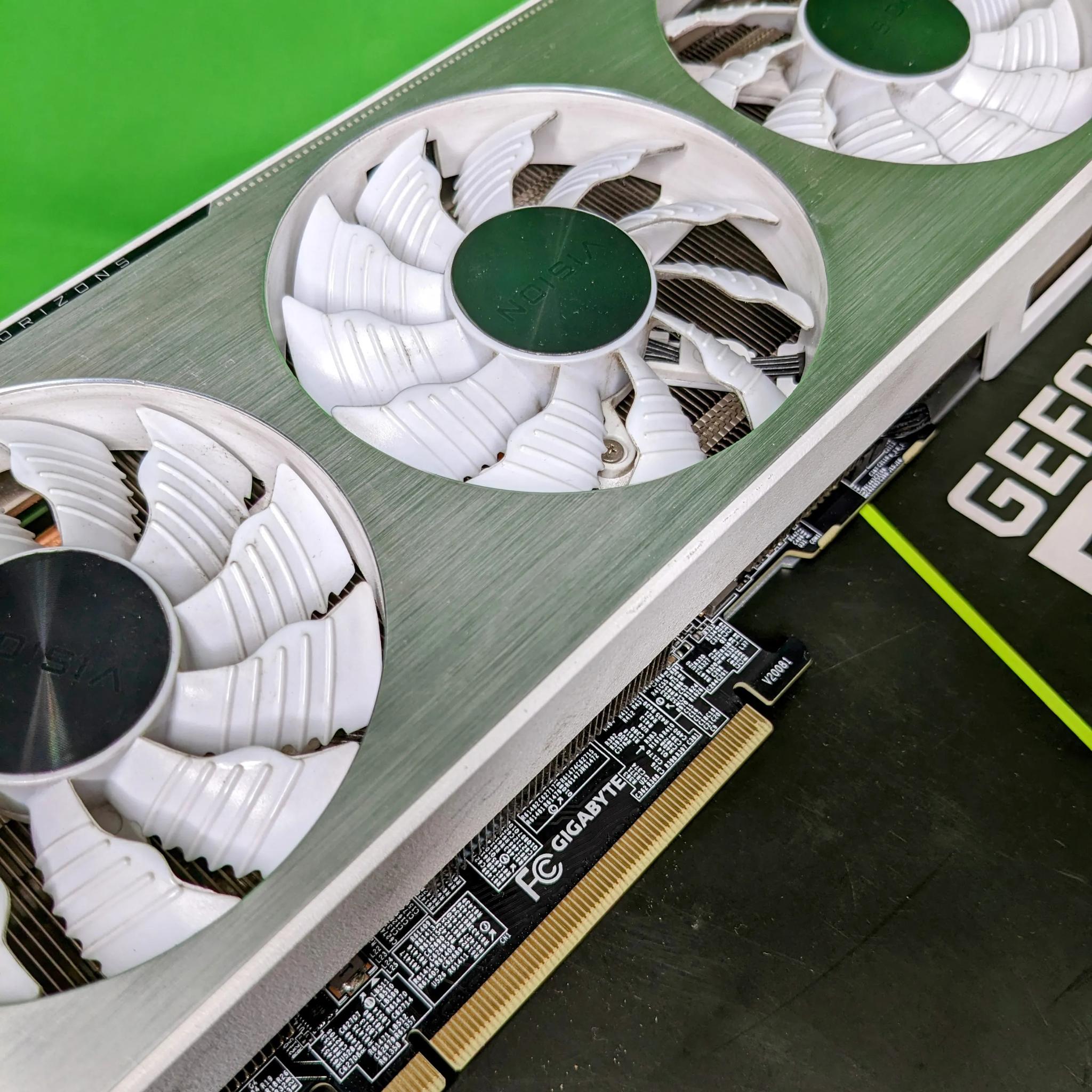 [USED] Gigabyte RTX 3070 Vision