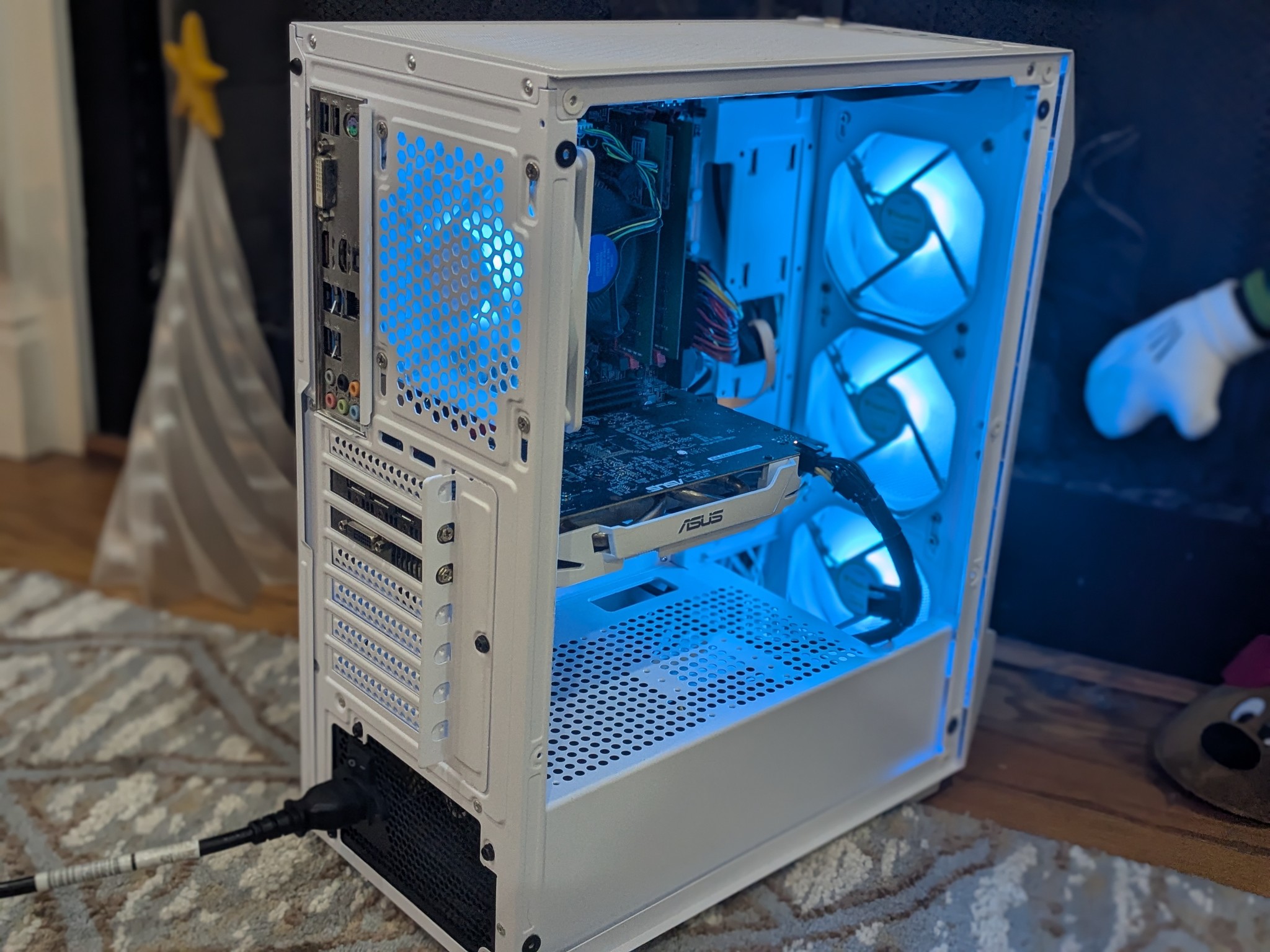 120 FPS Fortnite | 180 Day Warranty | i5-6500, 16GB RAM, 500GB SSD, GTX 1060 6GB, RGB, Wifi, Win11
