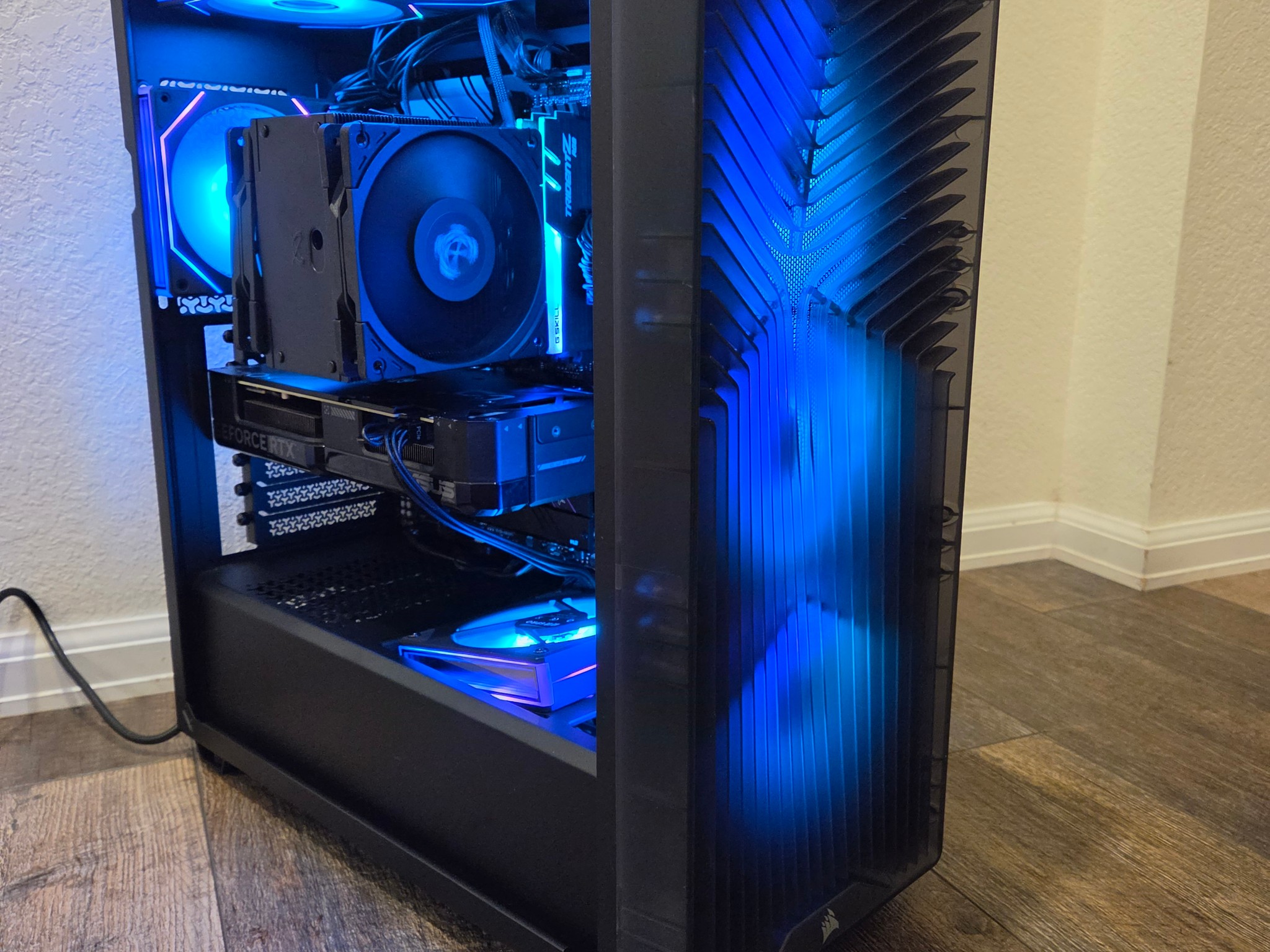 Mid-Range Value Build! | Ryzen 7 5800X3D | RTX 4070 | 2TB NVME | 16GB DDR4