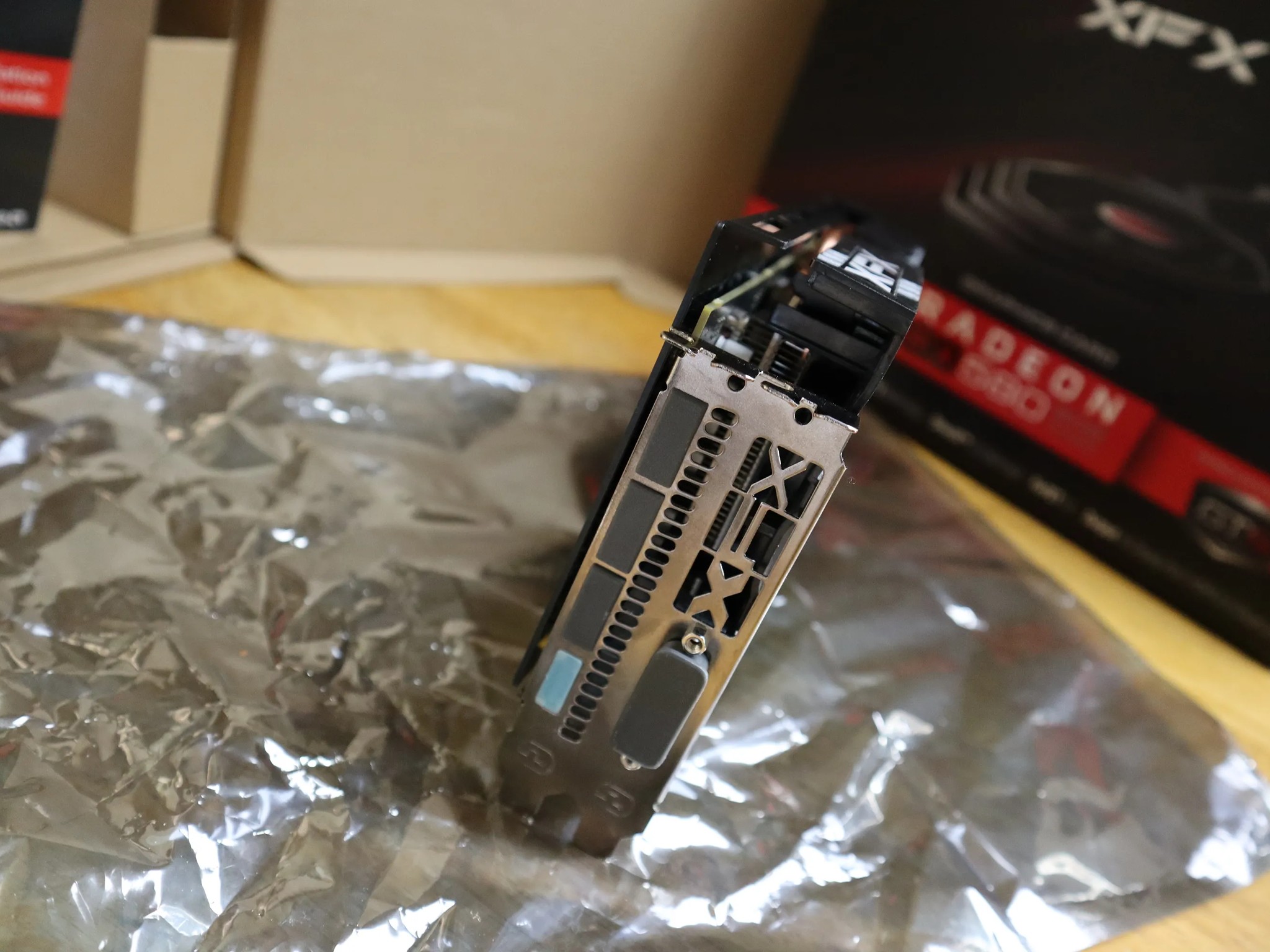 XFX RADEON RX 8 GB GTS 