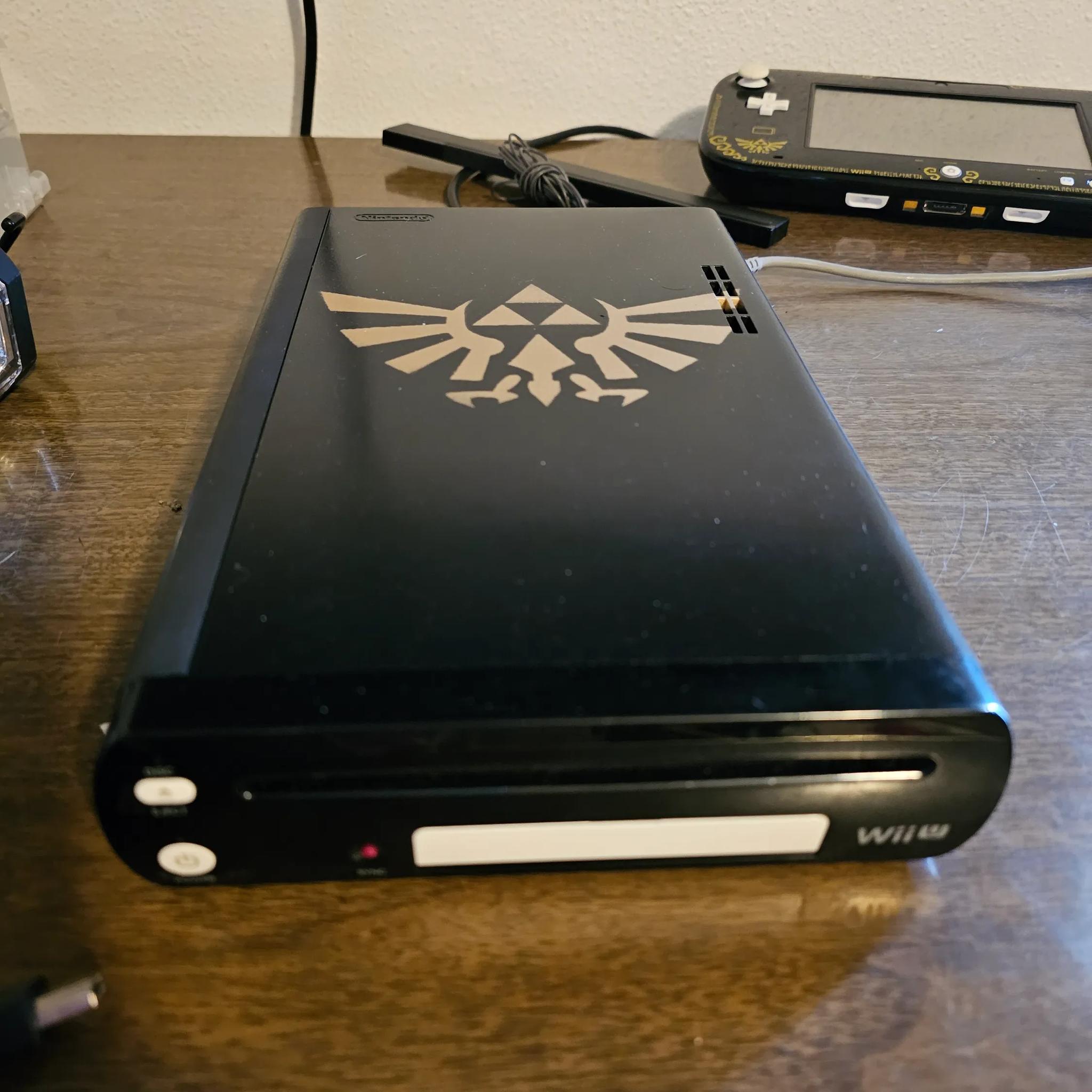 Custom Zelda Gold Crest Wii U 256GB NAND