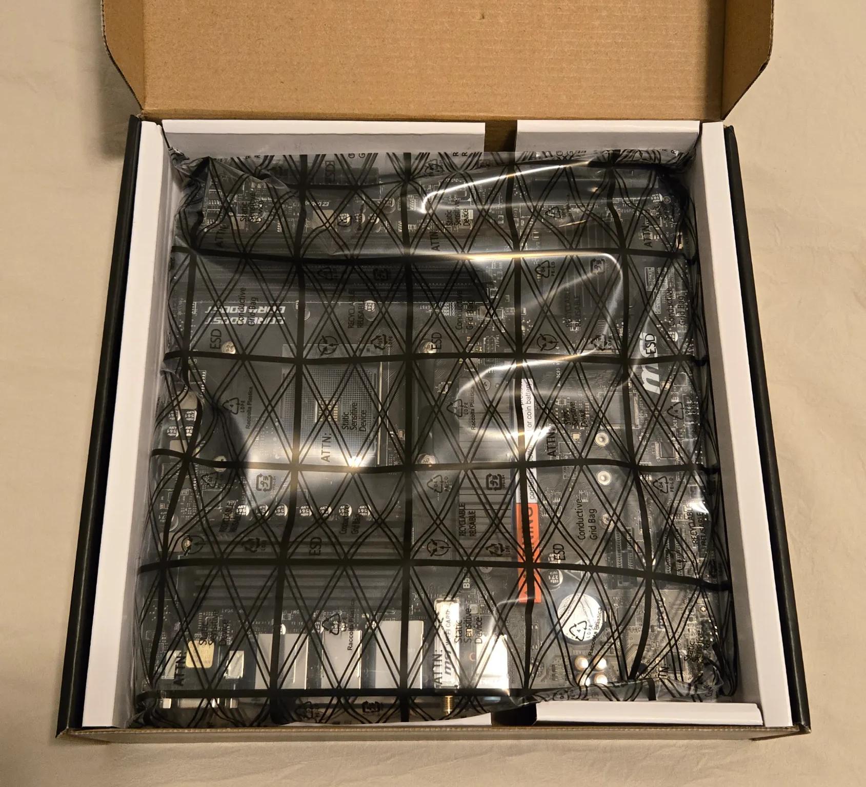 NEW IN BOX MSI B550M || AM4 || m-ATX || PCIE 4.0 || WIFI