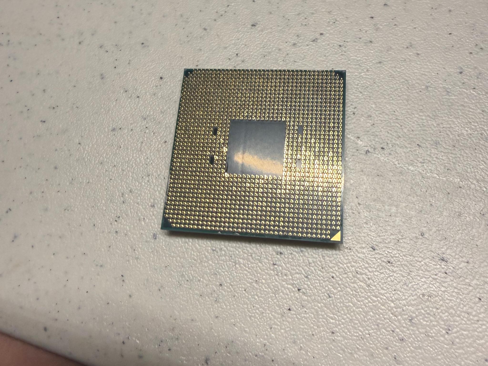 AMD Ryzen 7 5800XT - Image 3