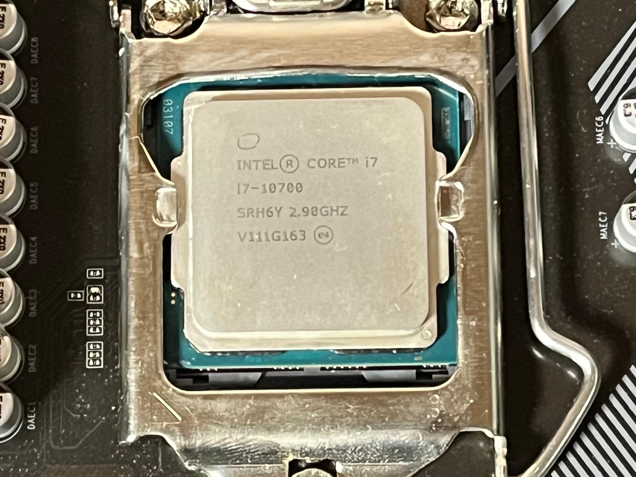 Intel PC Builder Bundle | i7-10700 | Gigabyte Z590 | 32GB DDR4 3200 CL16