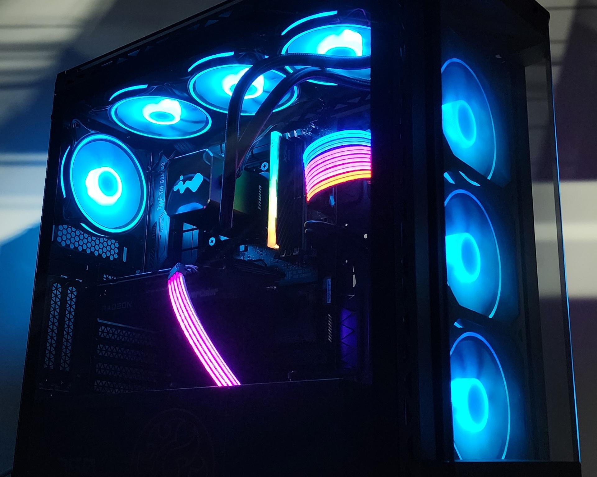 Gaming PC i7-14700KF 16GB RAM 1TB SSD 9060 XT 16GB Windows 11 Computer