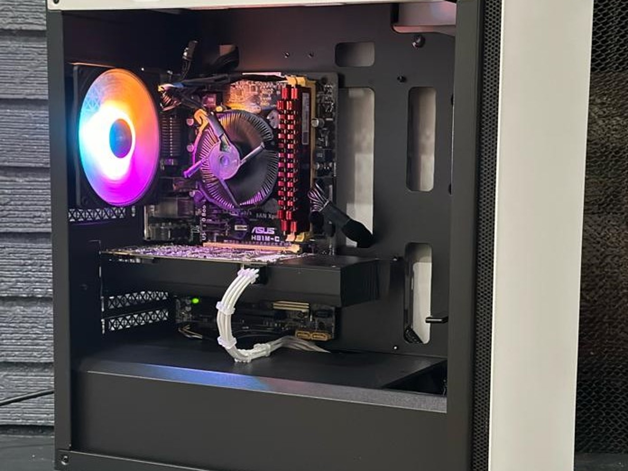 Intel i5/GTX 960, 16GB RAM, 240GB SSD + 1TB HDD Static RGB Gaming PC