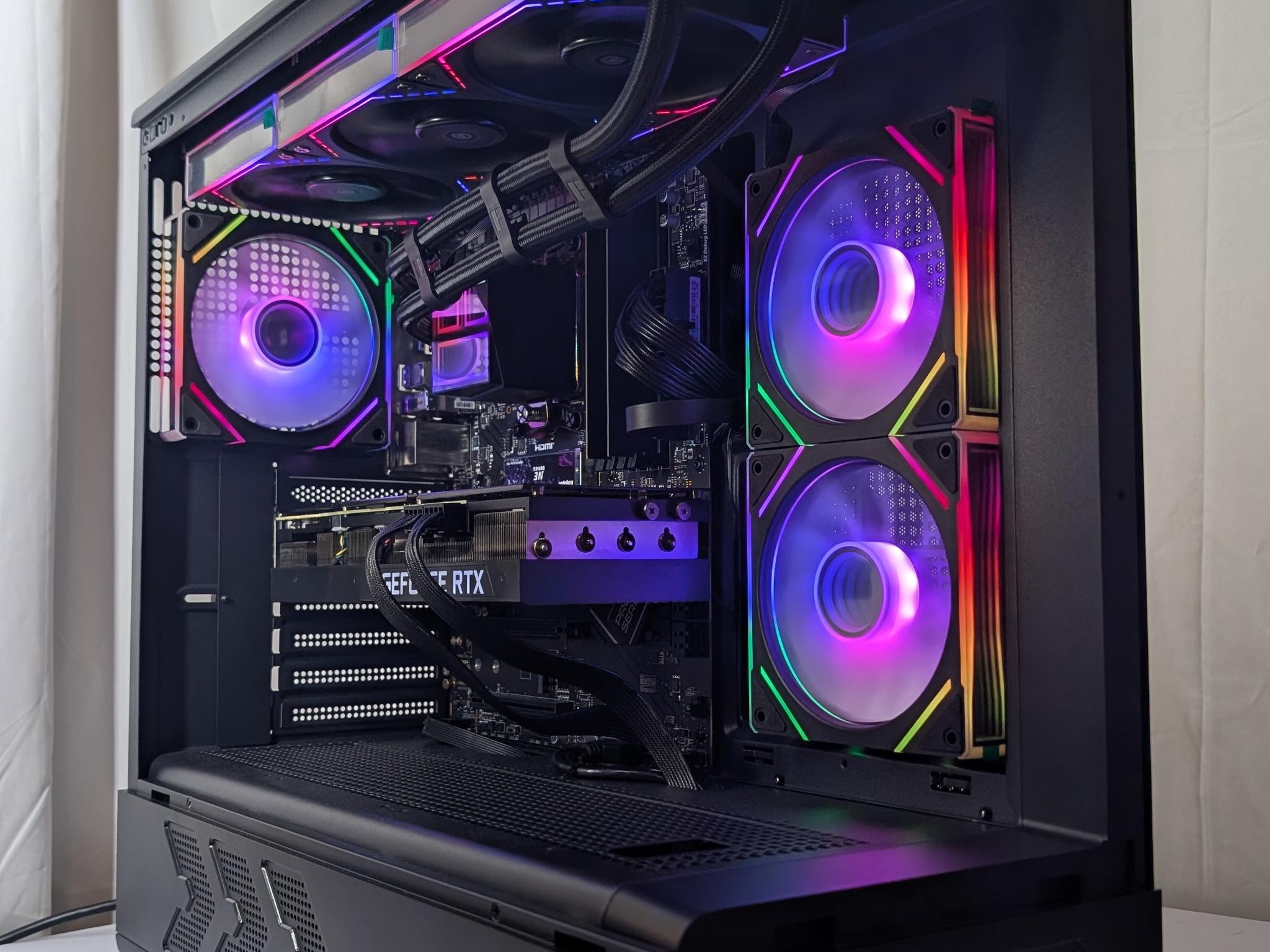RTX 3090 | RYZEN 5 7600X | 16GB DDR5 | 1TB NVME | 1000W PSU