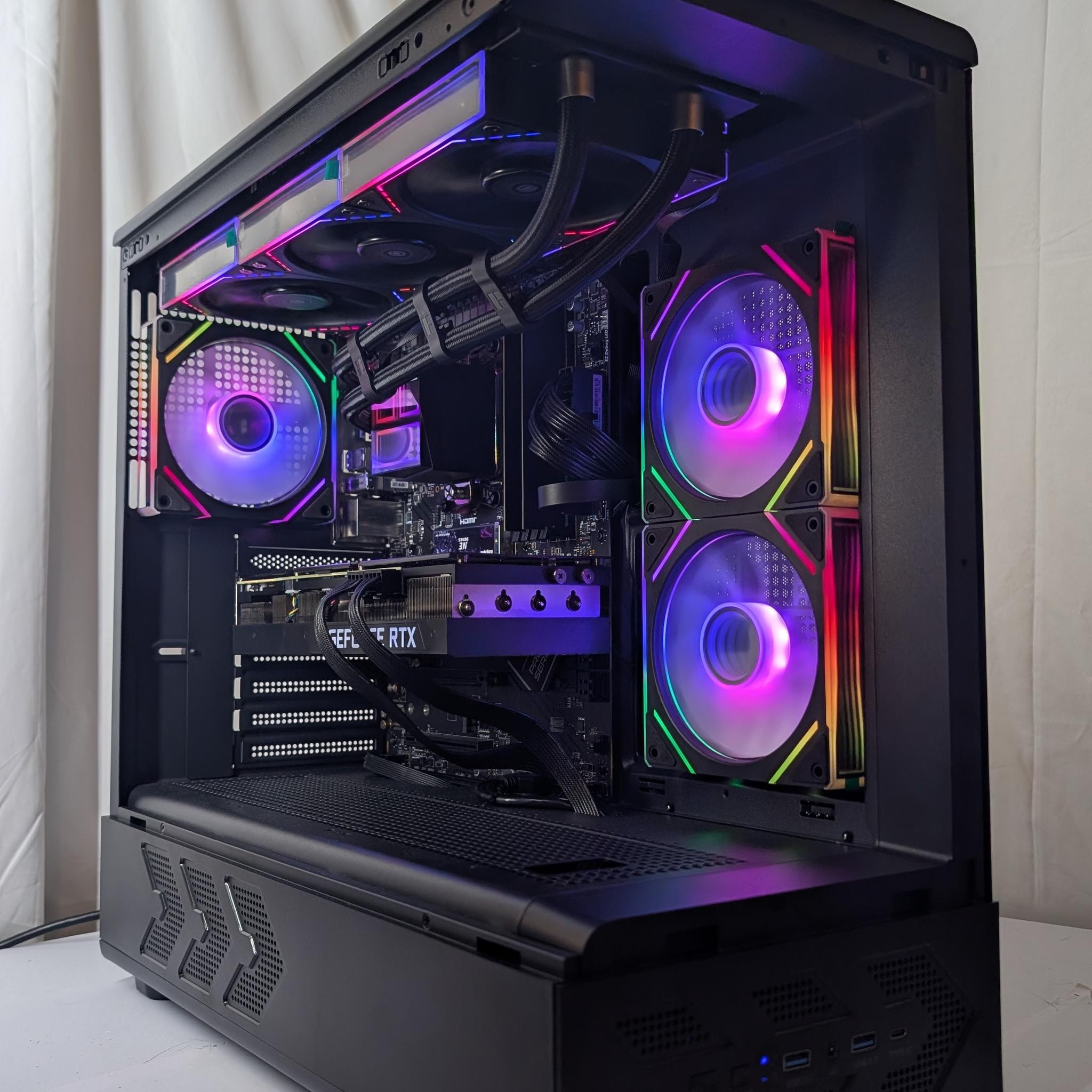 RTX 3090 | RYZEN 5 7600X | 16GB DDR5 | 1TB NVME | 1000W PSU