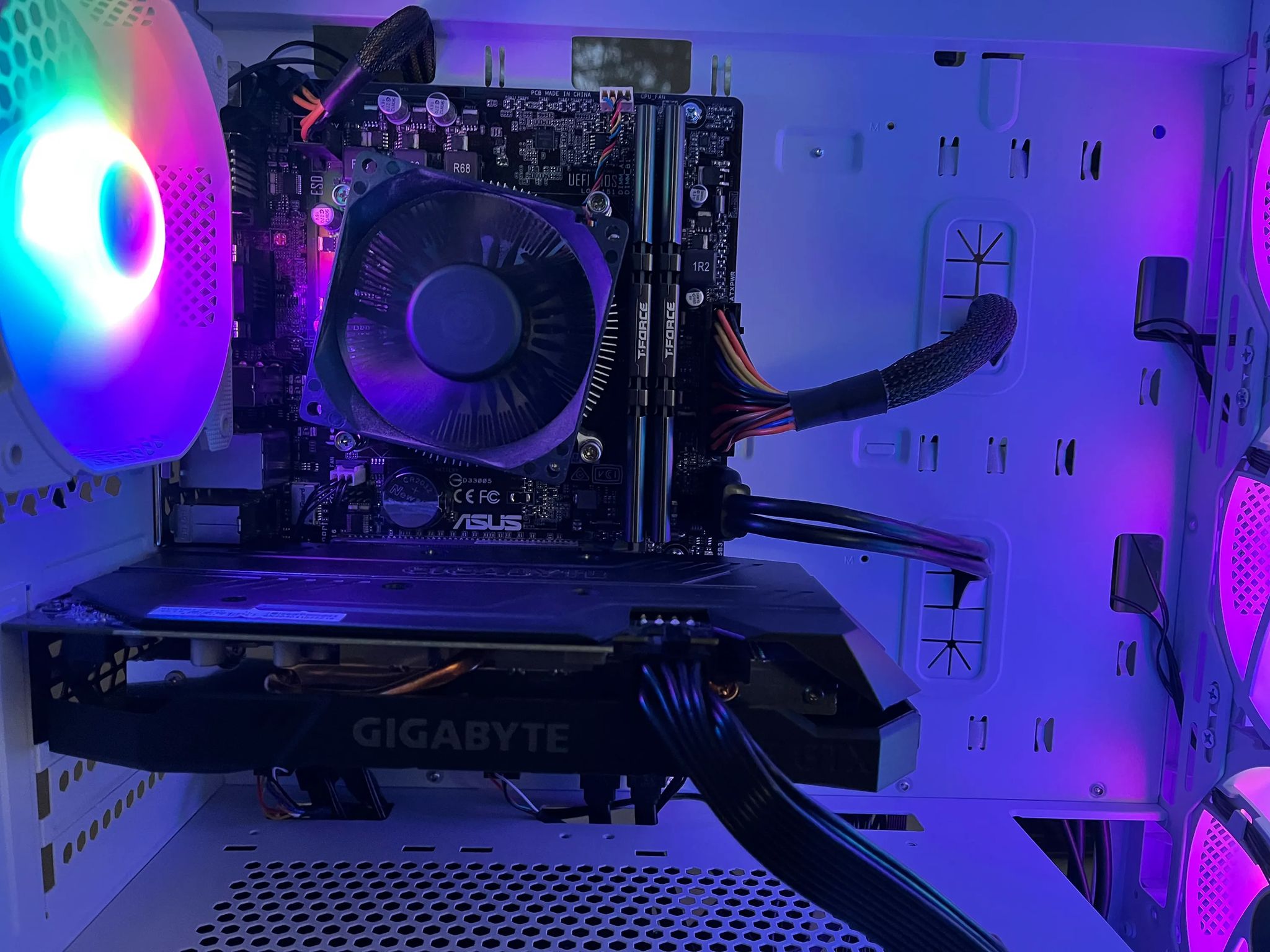 GTX 1660 SUPER / Intel I5 | WIFI | 1TB HDD + SSD | 16GB Ram | Windows Activated