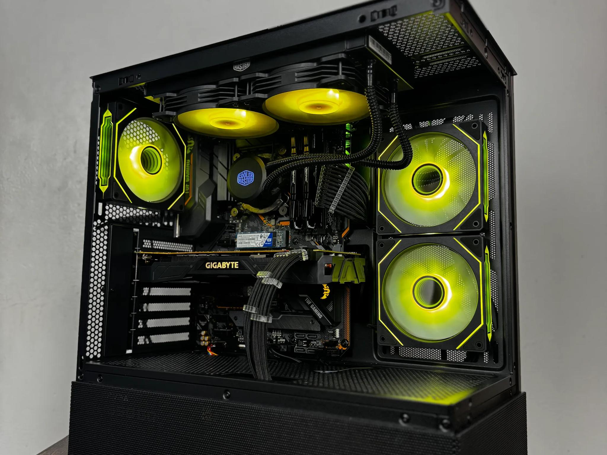 💸Value!💸 Budget Gaming PC (i7 9700k + GTX 1080 TI + 16gb Ram)