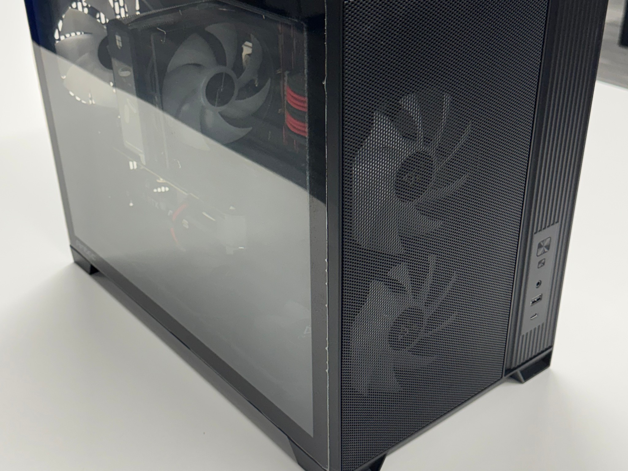 Ryzen 5 5600X - RTX 5060 - 95% New Build